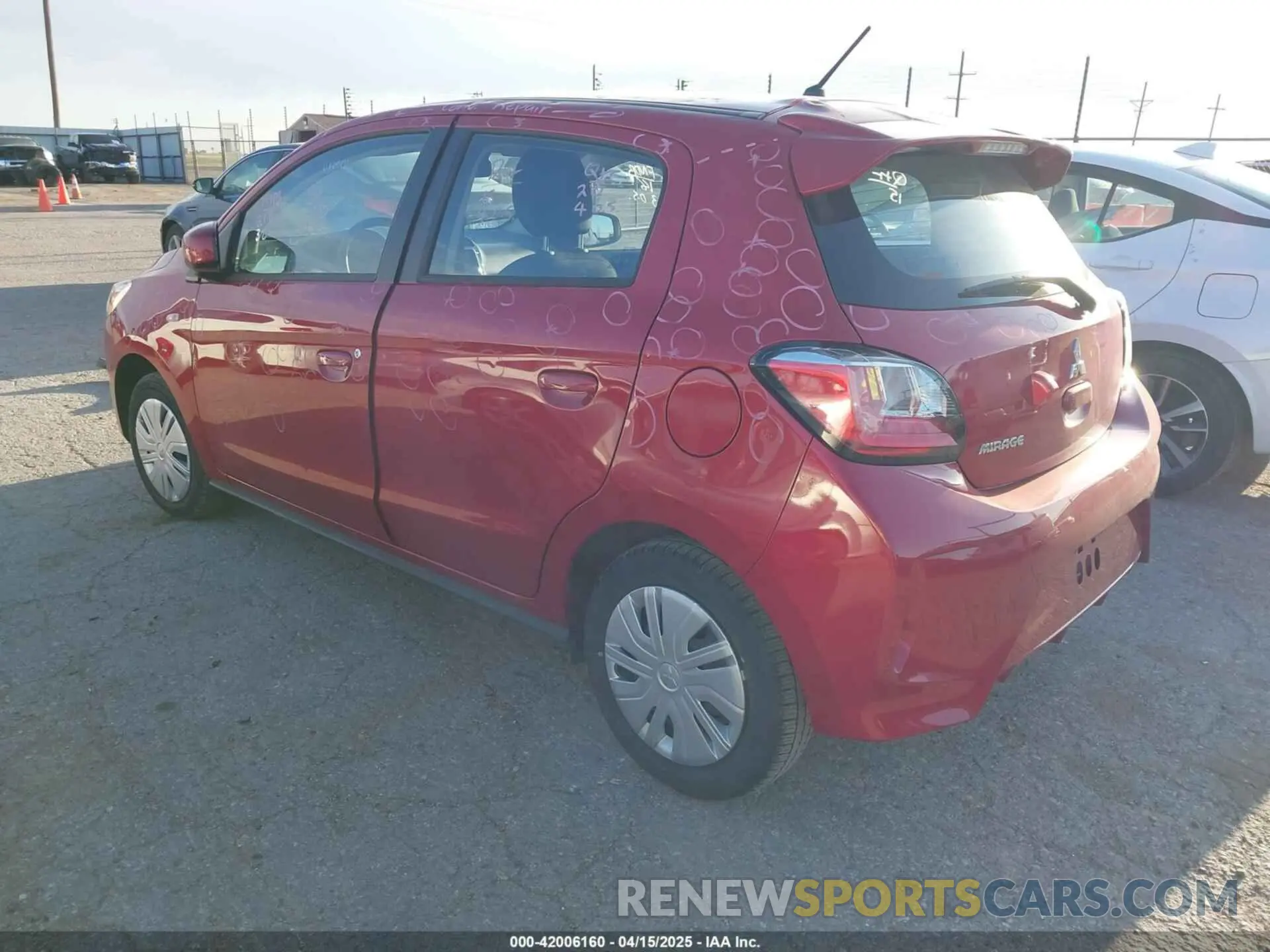 3 fotografías del automóvil dañado ML32AUHJ3RH030654 MITSUBISHI MIRAGE 2024