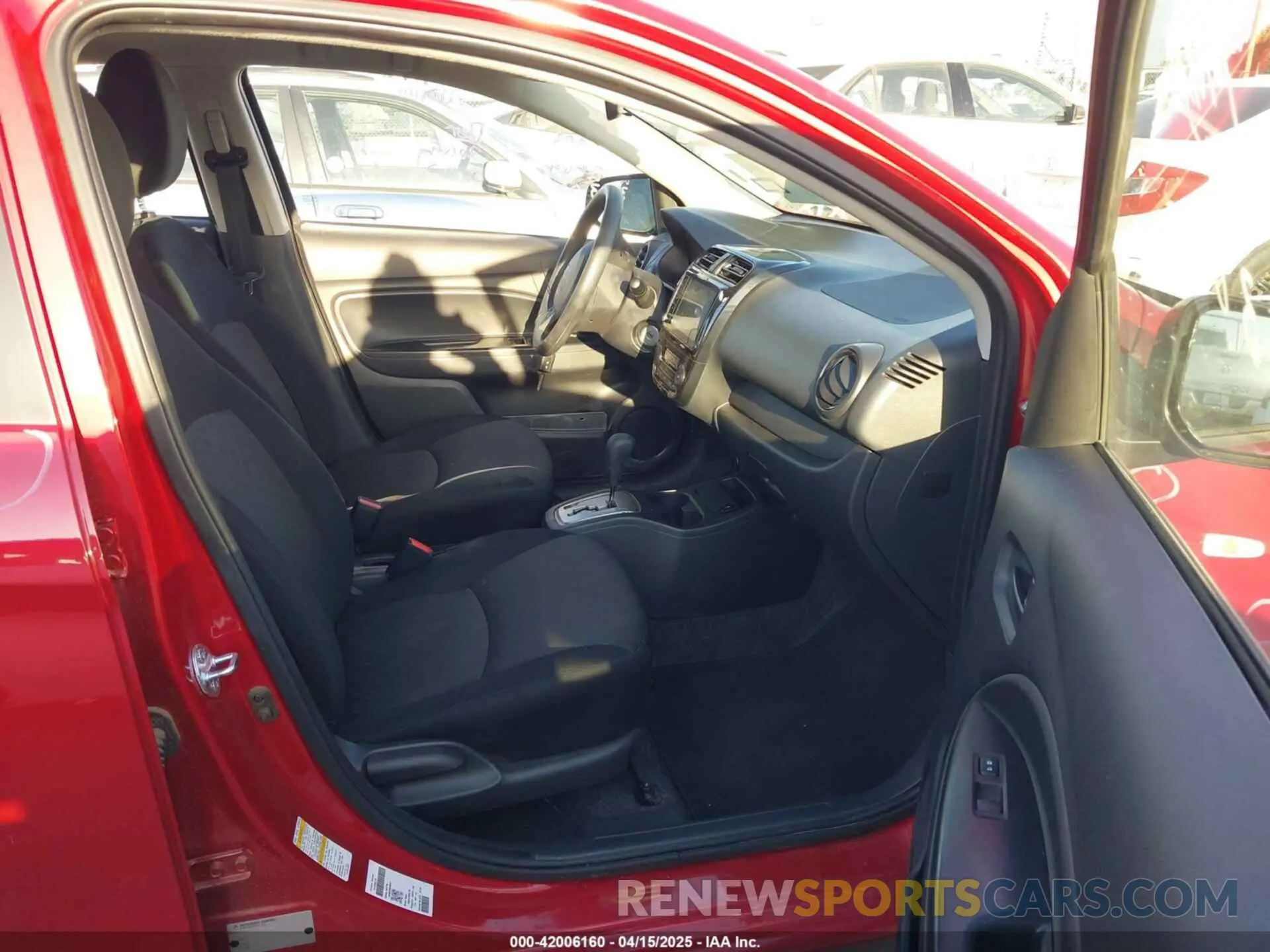 5 fotografías del automóvil dañado ML32AUHJ3RH030654 MITSUBISHI MIRAGE 2024