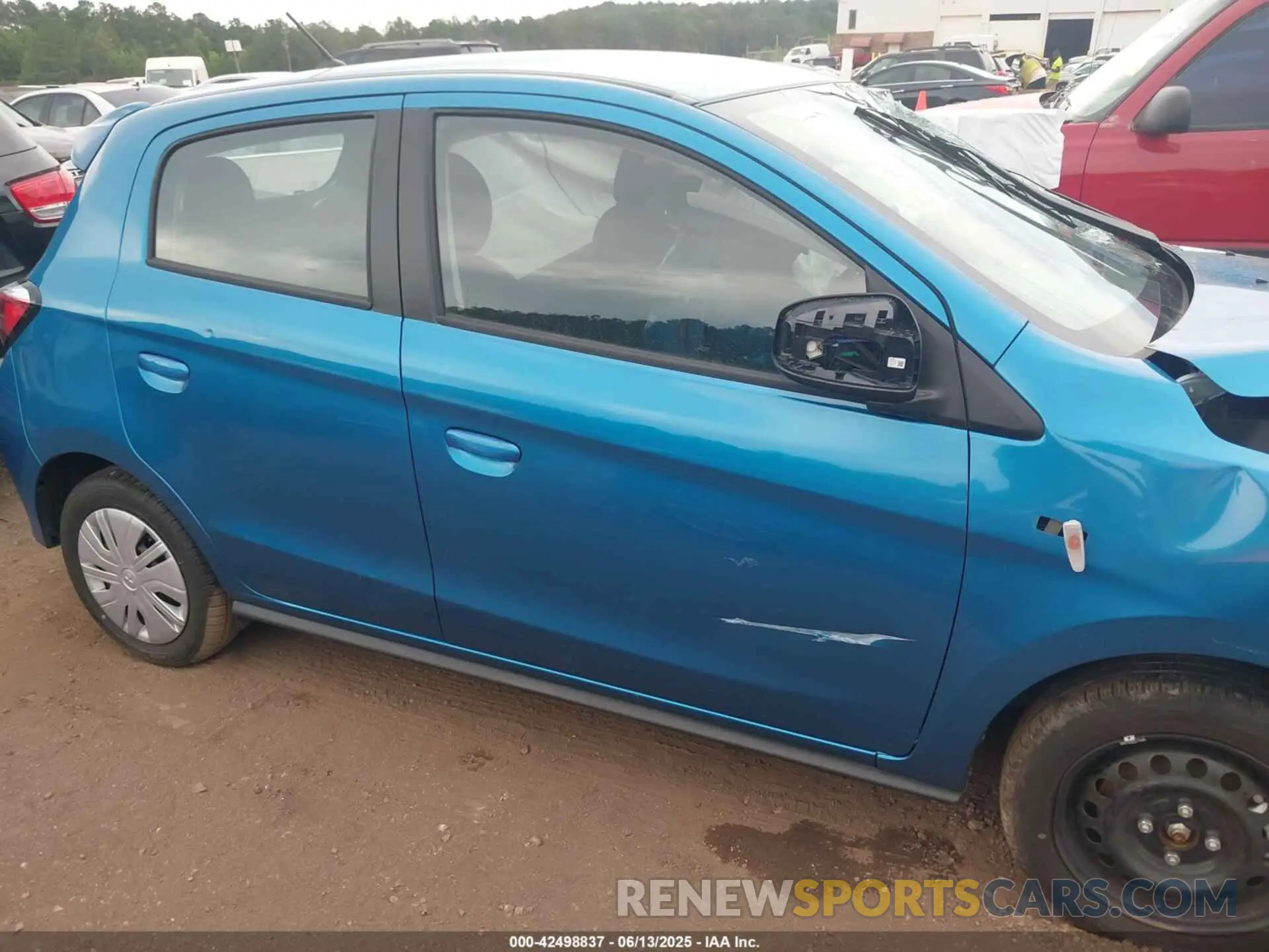 13 fotografías del automóvil dañado ML32AUHJ3RH036003 MITSUBISHI MIRAGE 2024