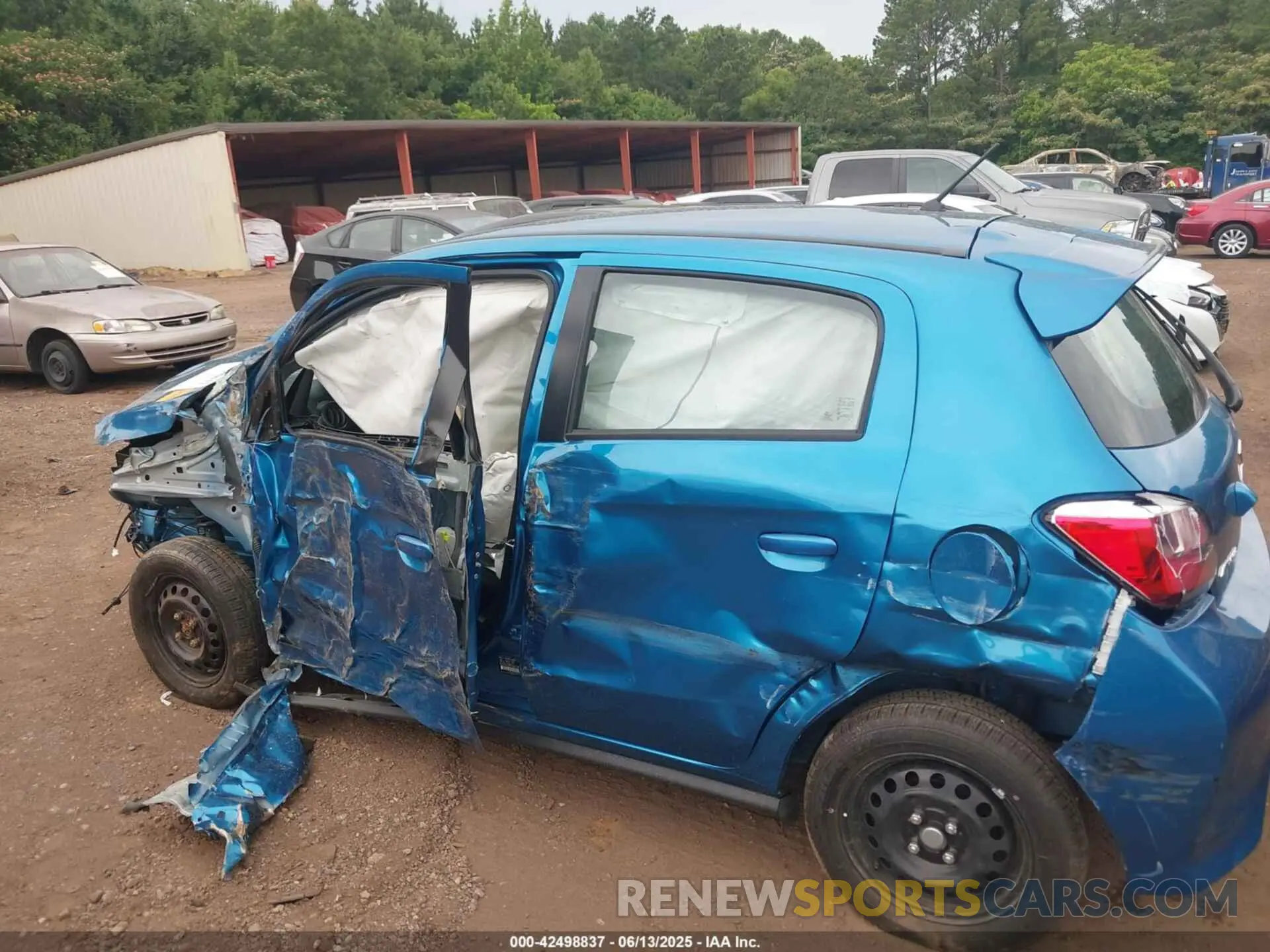 14 fotografías del automóvil dañado ML32AUHJ3RH036003 MITSUBISHI MIRAGE 2024