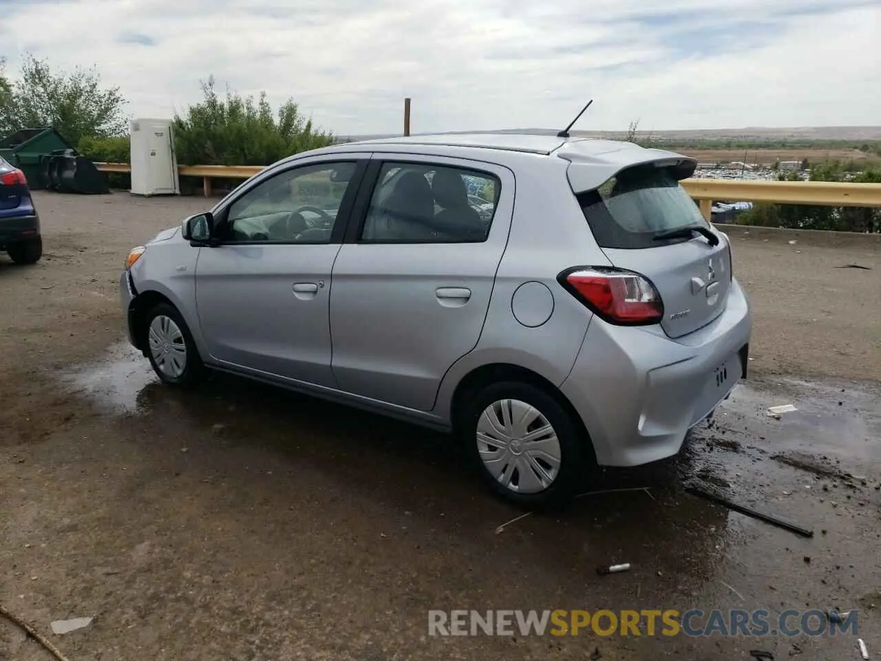 2 fotografías del automóvil dañado ML32AUHJ4RH012583 MITSUBISHI MIRAGE 2024
