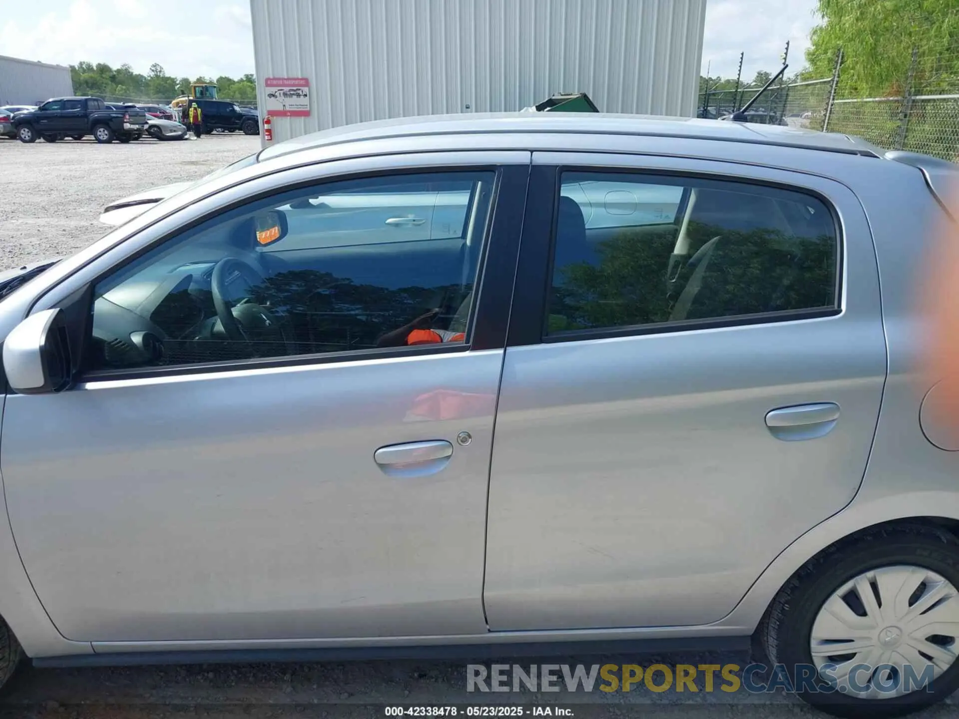 14 fotografías del automóvil dañado ML32AUHJ4RH020439 MITSUBISHI MIRAGE 2024