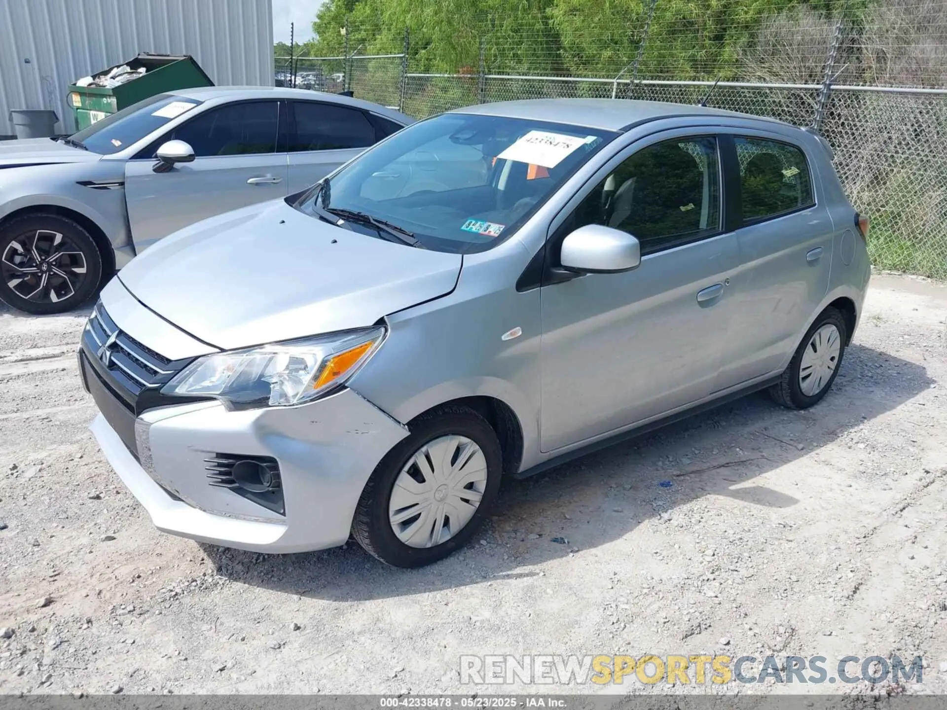 2 fotografías del automóvil dañado ML32AUHJ4RH020439 MITSUBISHI MIRAGE 2024