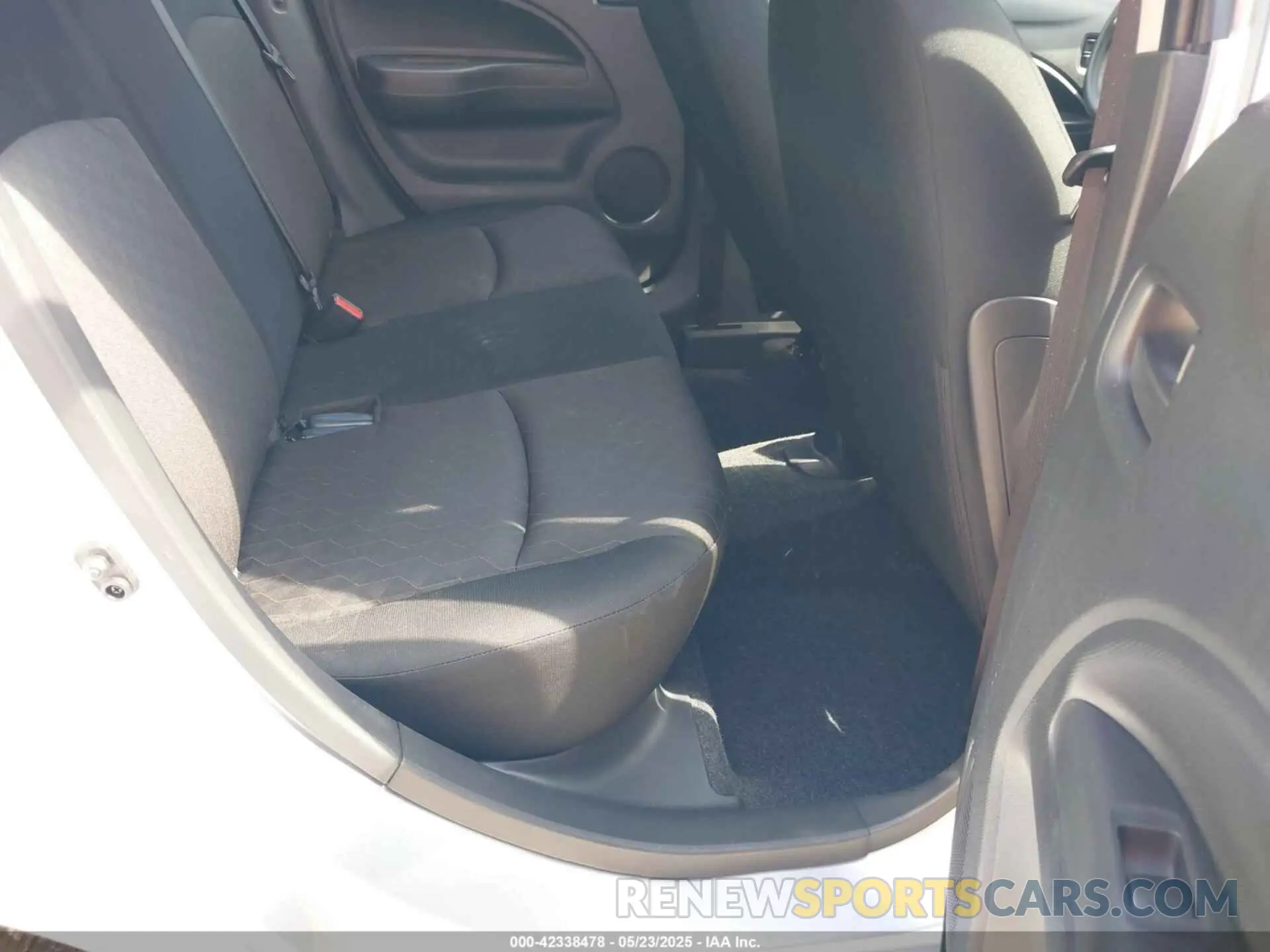 8 fotografías del automóvil dañado ML32AUHJ4RH020439 MITSUBISHI MIRAGE 2024