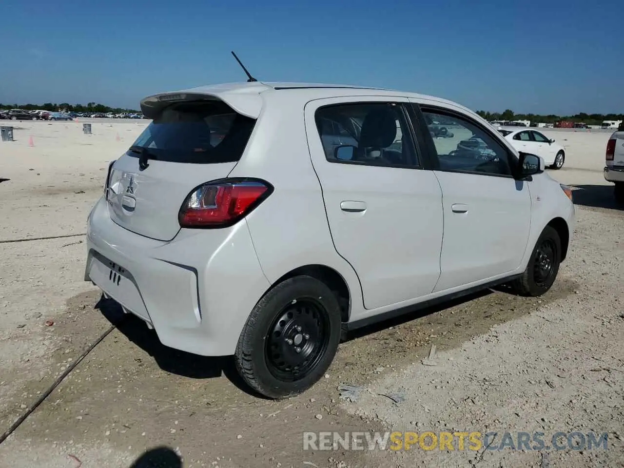 3 fotografías del automóvil dañado ML32AUHJ4RH035099 MITSUBISHI MIRAGE 2024
