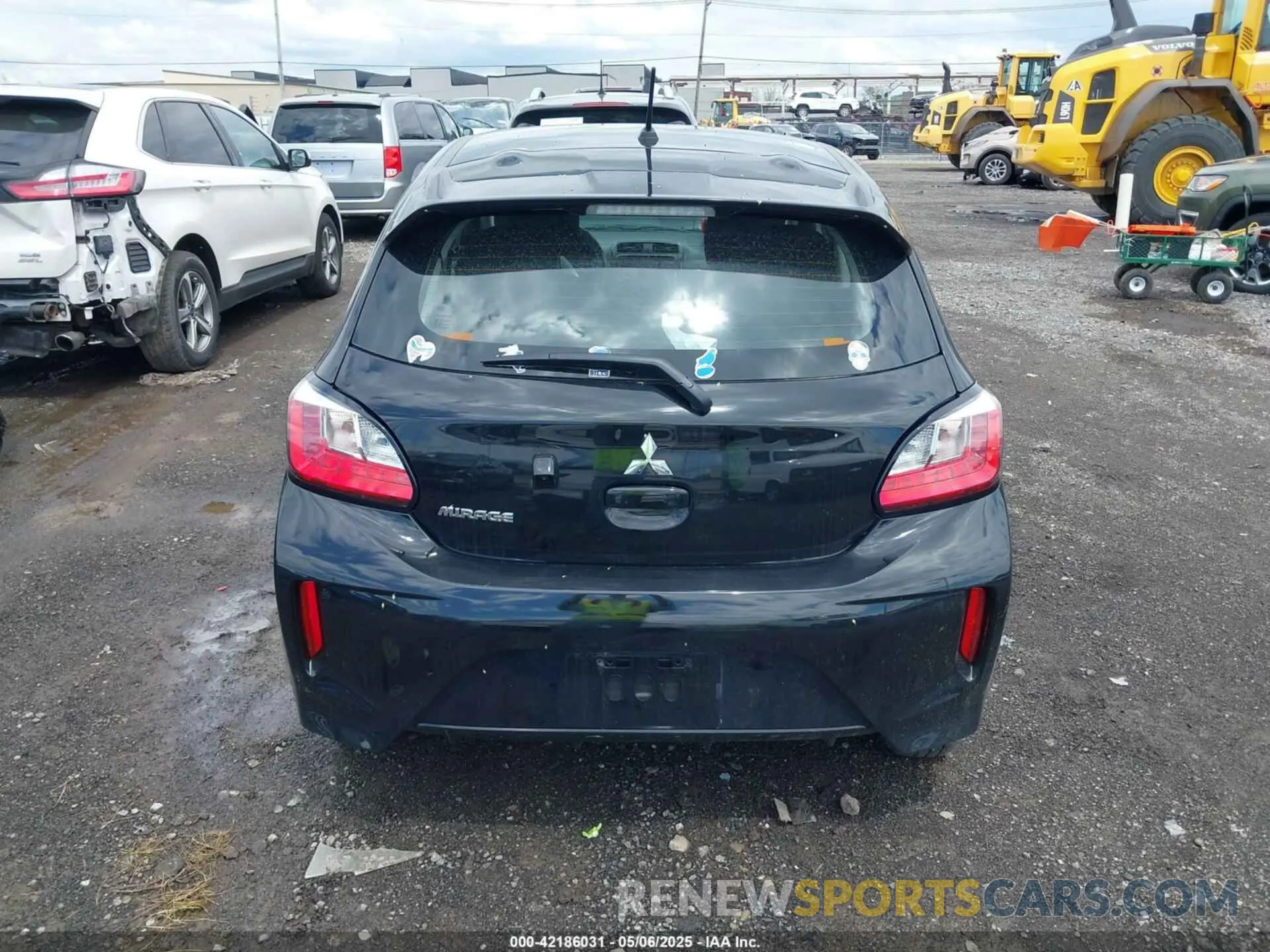 16 fotografías del automóvil dañado ML32AUHJ5RH004458 MITSUBISHI MIRAGE 2024