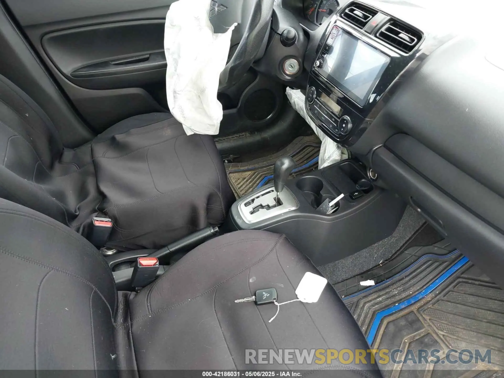 5 fotografías del automóvil dañado ML32AUHJ5RH004458 MITSUBISHI MIRAGE 2024