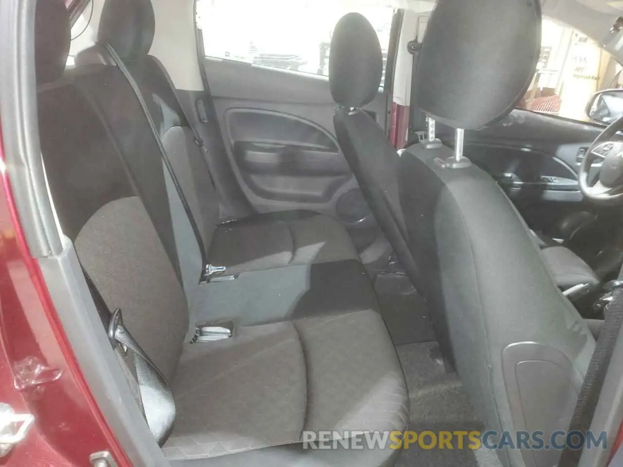 11 fotografías del automóvil dañado ML32AUHJ5RH004461 MITSUBISHI MIRAGE 2024
