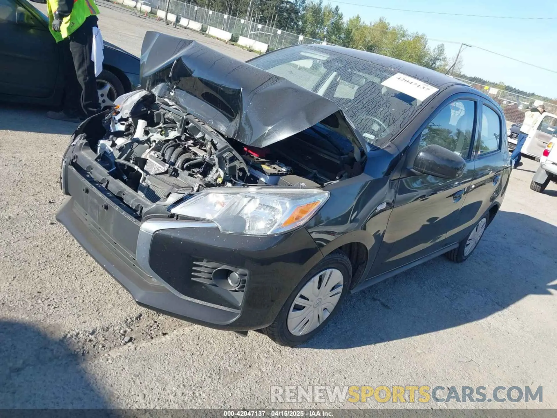 2 fotografías del automóvil dañado ML32AUHJ5RH016383 MITSUBISHI MIRAGE 2024