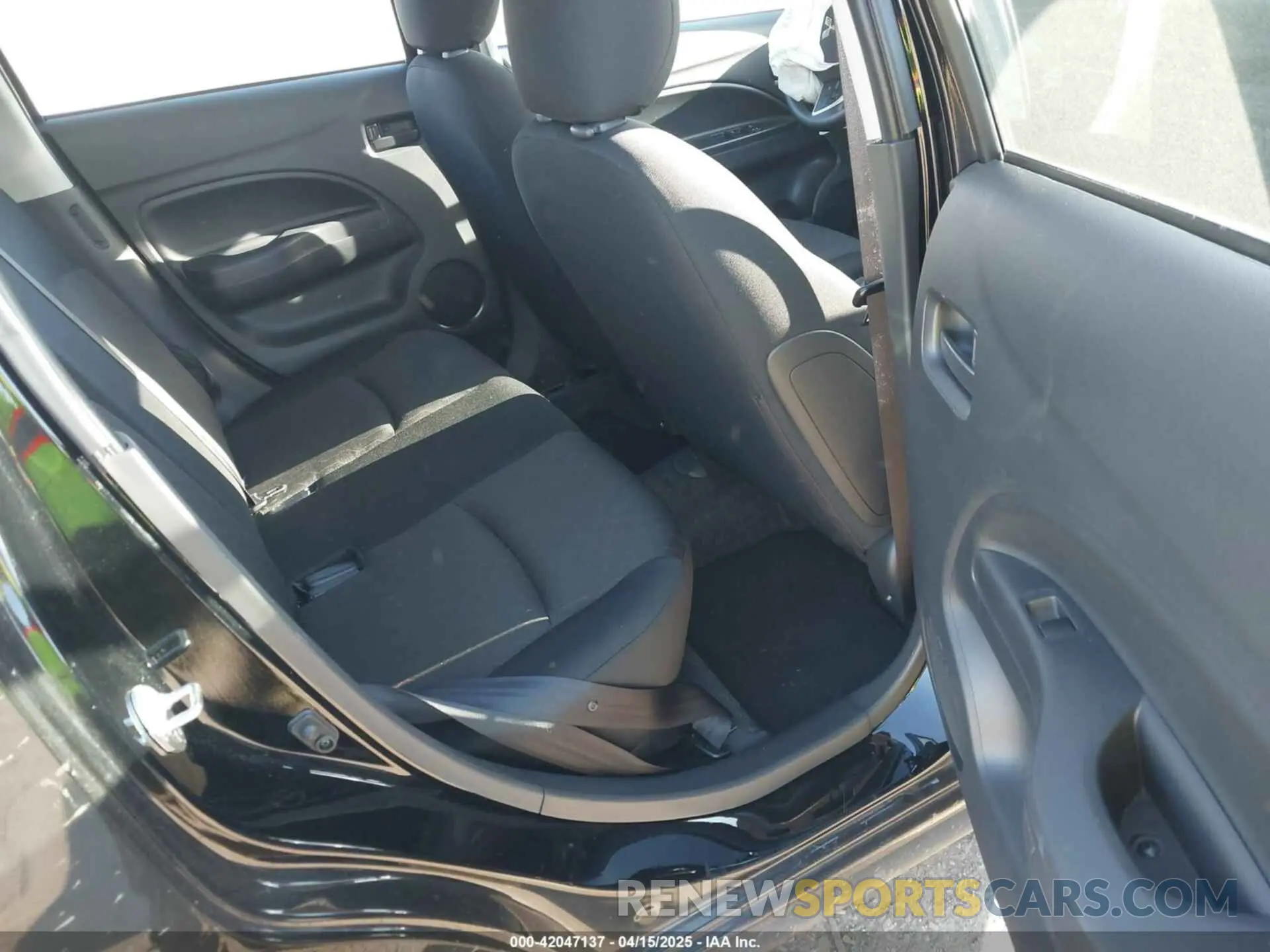8 fotografías del automóvil dañado ML32AUHJ5RH016383 MITSUBISHI MIRAGE 2024