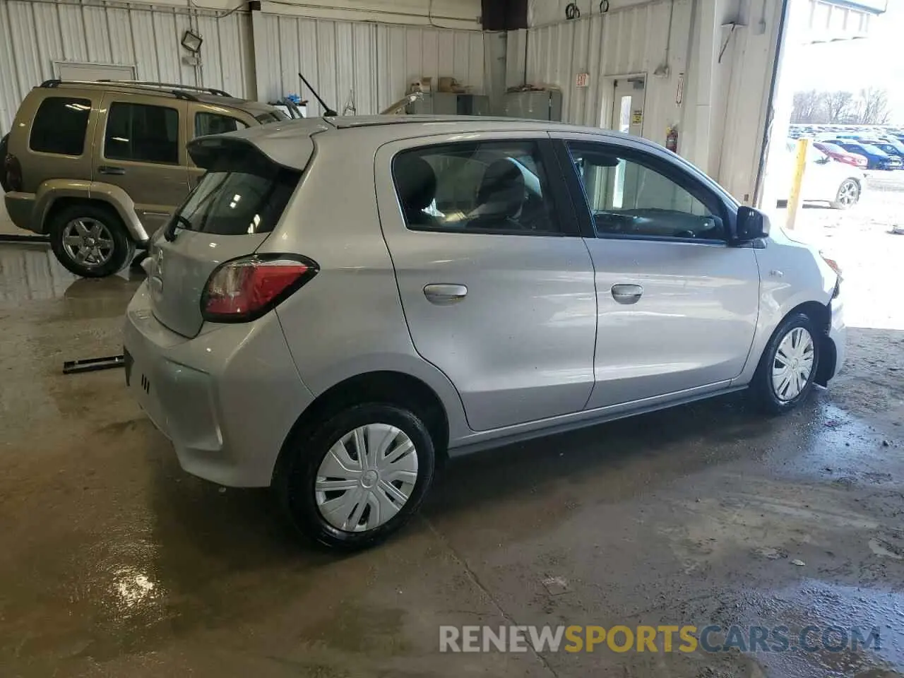 3 fotografías del automóvil dañado ML32AUHJ5RH017176 MITSUBISHI MIRAGE 2024