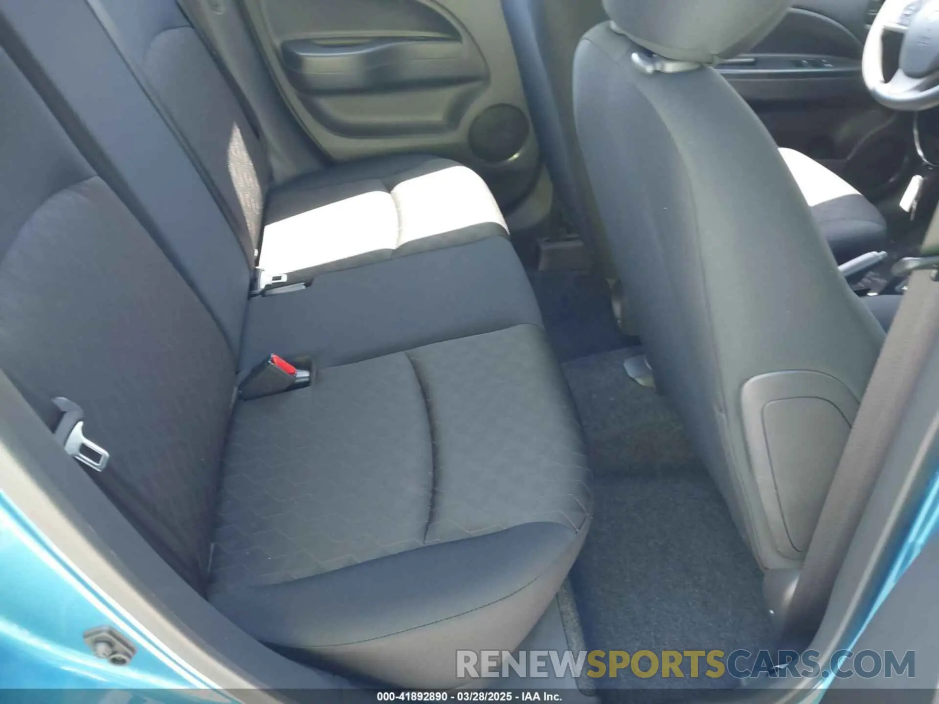 8 fotografías del automóvil dañado ML32AUHJ5RH020983 MITSUBISHI MIRAGE 2024