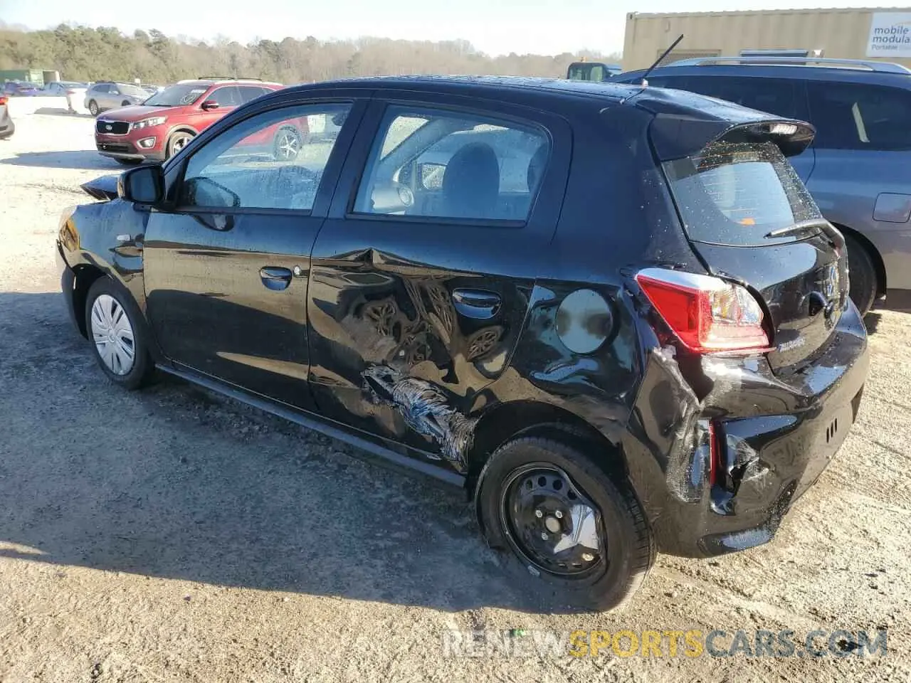 2 fotografías del automóvil dañado ML32AUHJ5RH022622 MITSUBISHI MIRAGE 2024