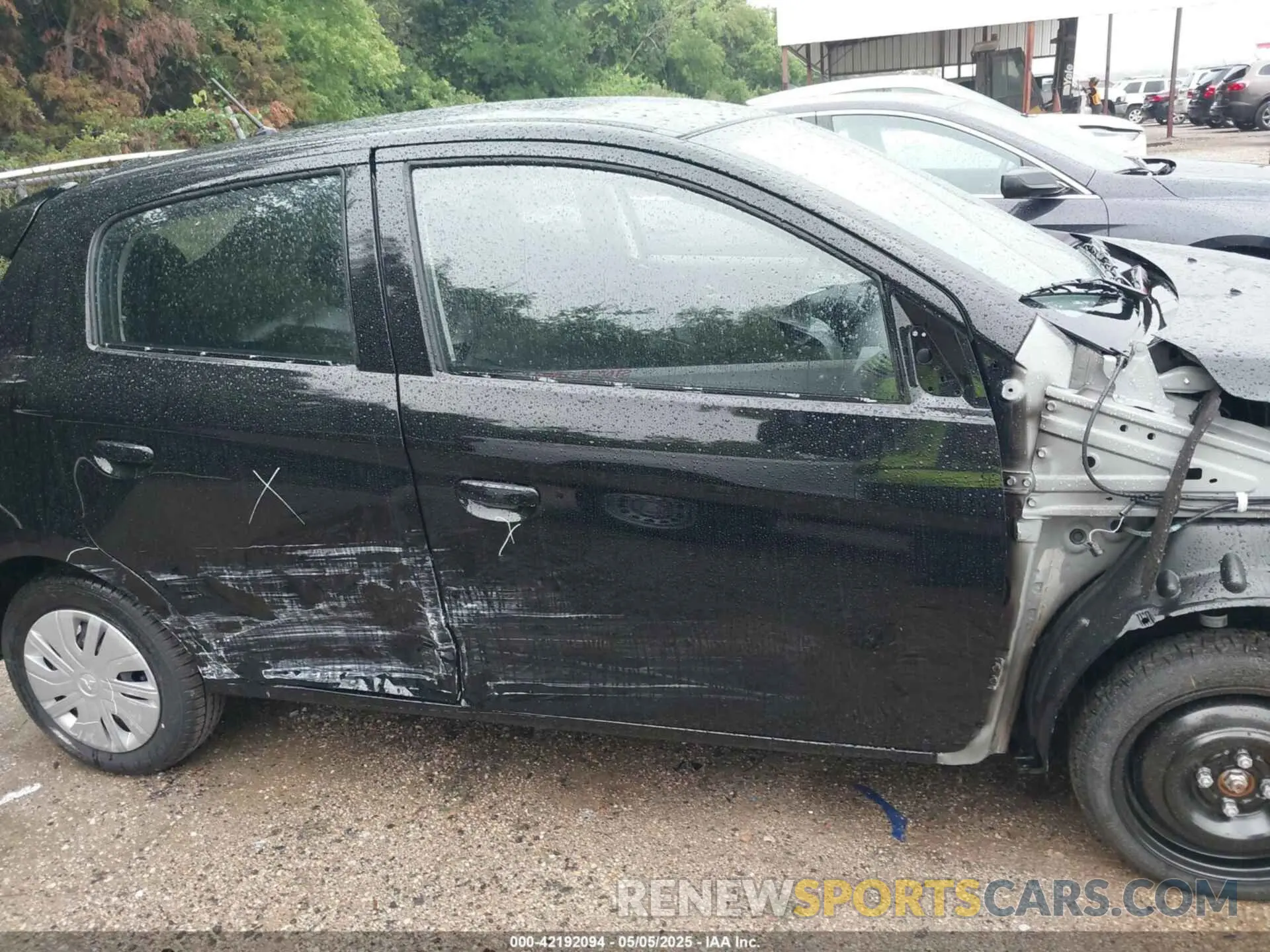 13 fotografías del automóvil dañado ML32AUHJ5RH038111 MITSUBISHI MIRAGE 2024