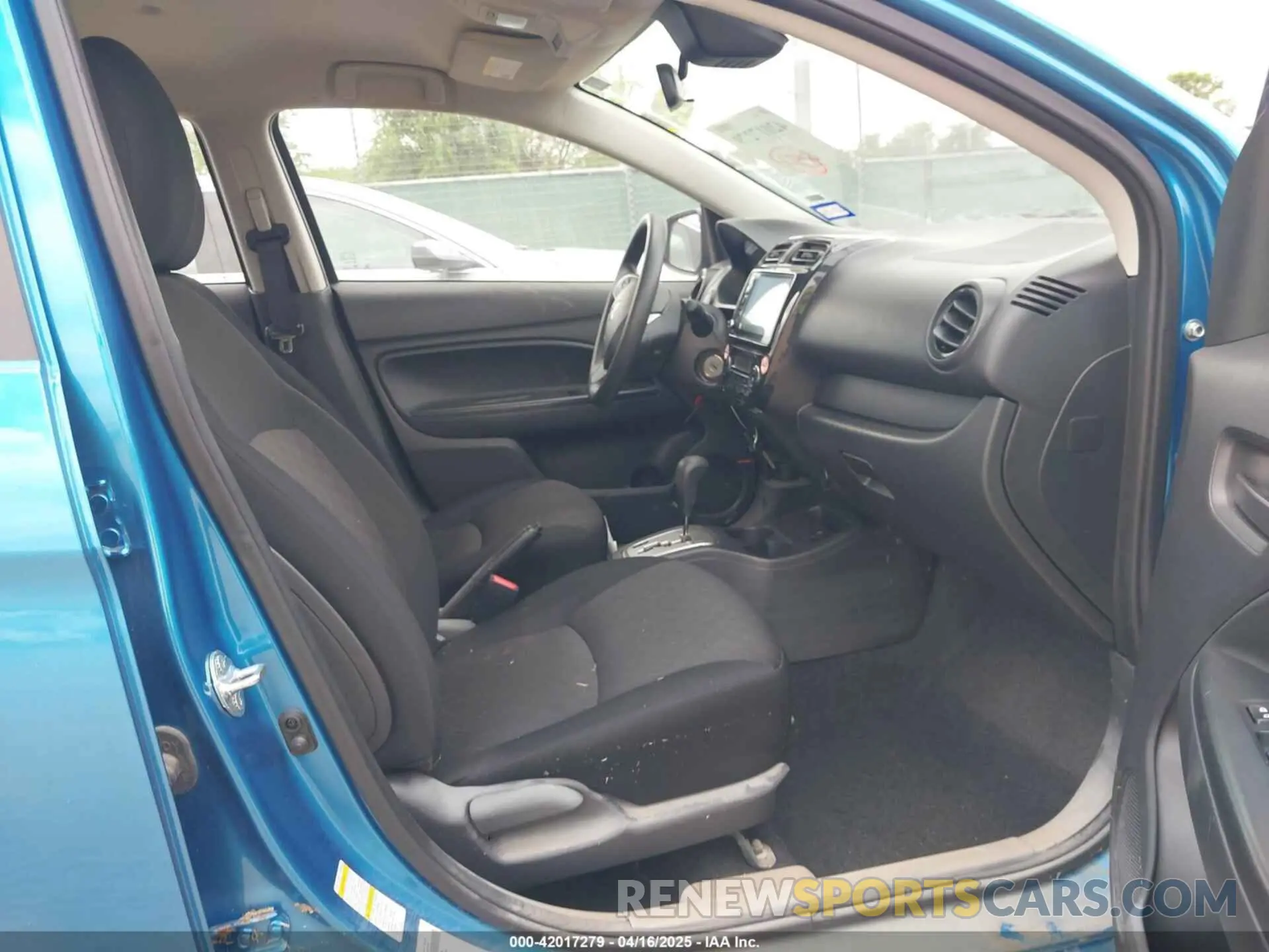 5 fotografías del automóvil dañado ML32AUHJ6RH009264 MITSUBISHI MIRAGE 2024