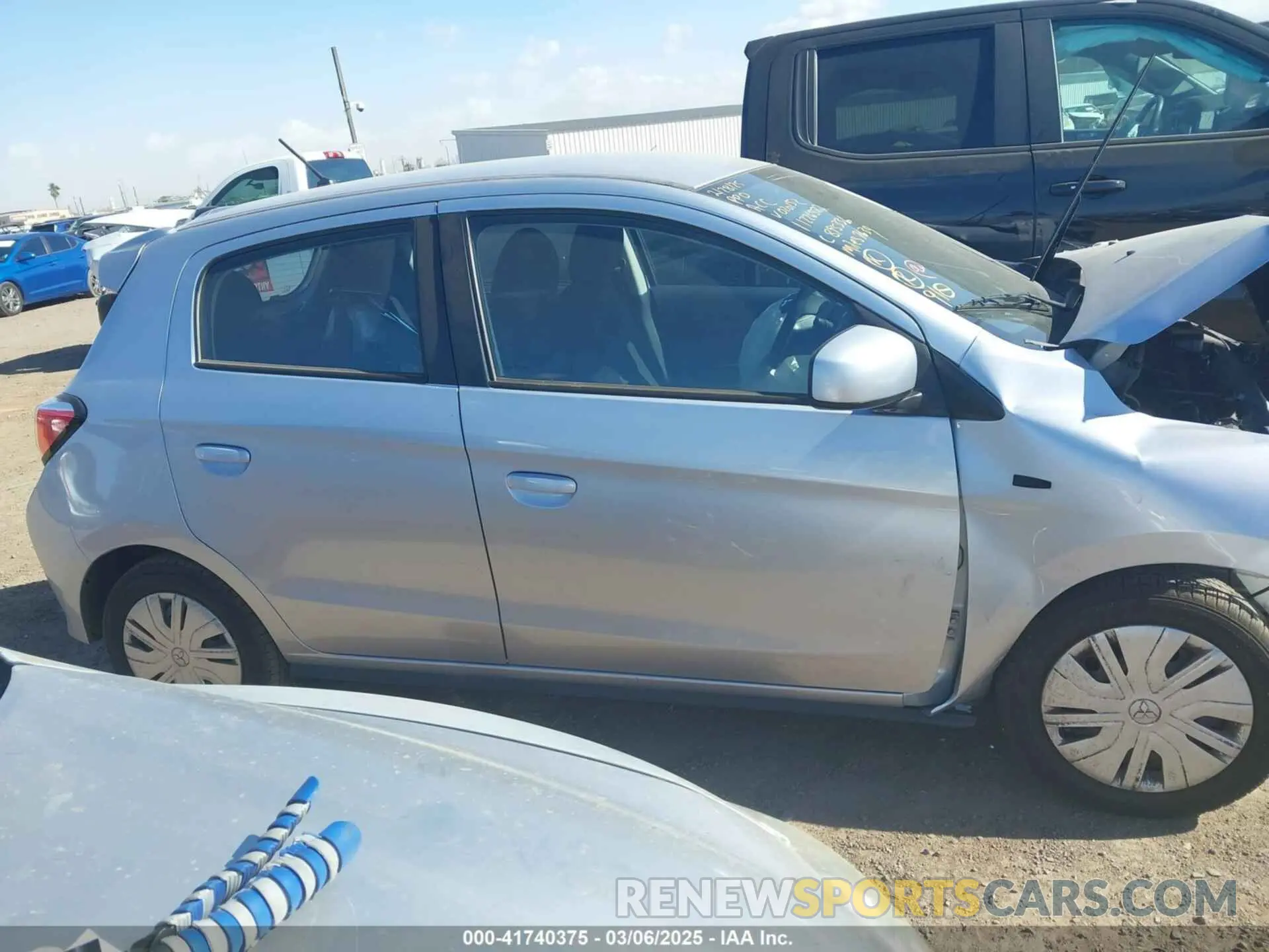 13 fotografías del automóvil dañado ML32AUHJ6RH020152 MITSUBISHI MIRAGE 2024