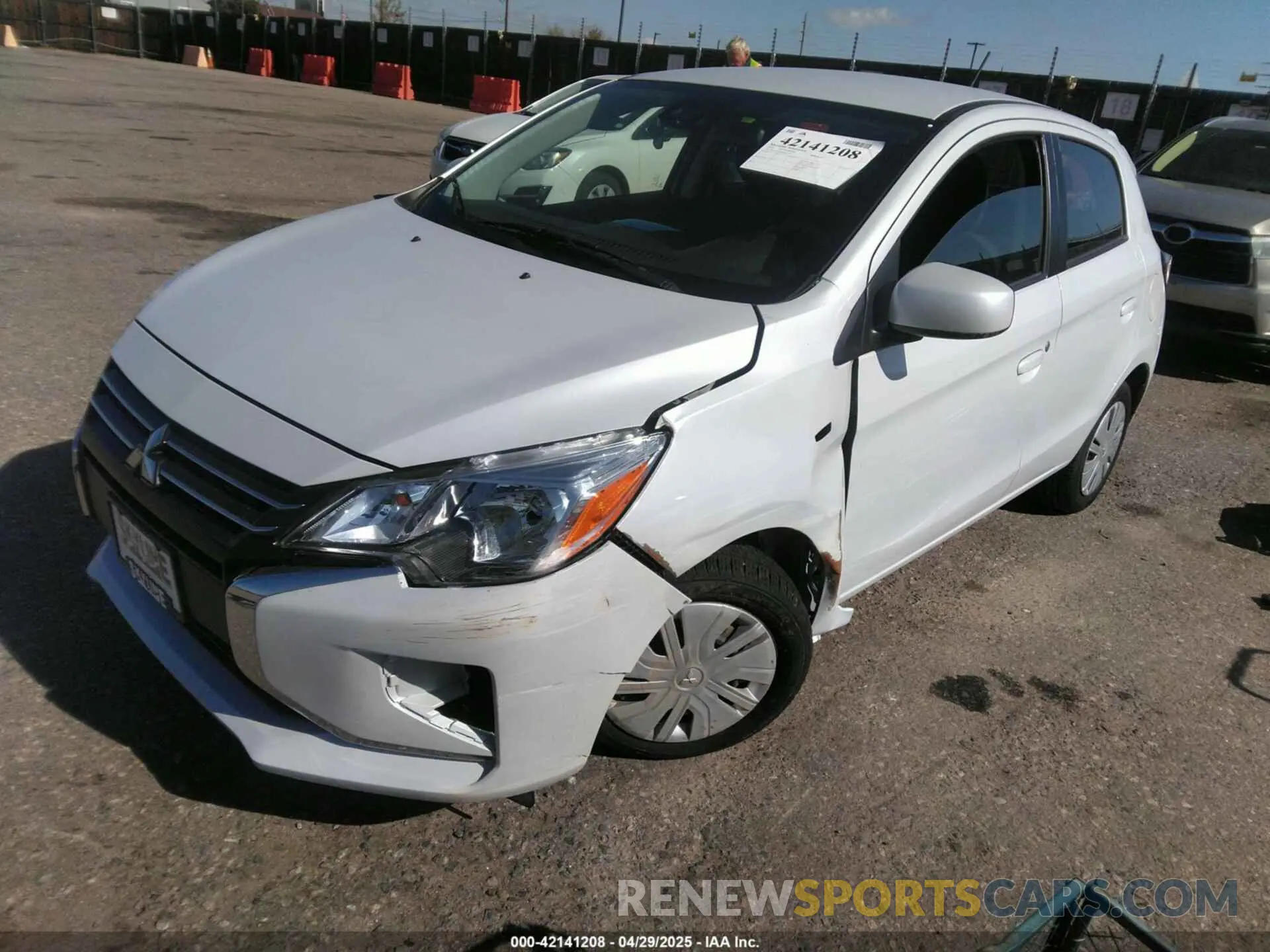 15 fotografías del automóvil dañado ML32AUHJ6RH023987 MITSUBISHI MIRAGE 2024