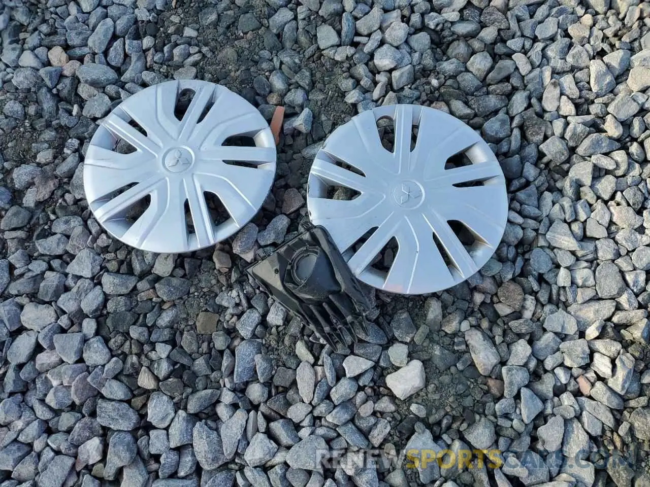 12 fotografías del automóvil dañado ML32AUHJ6RH024833 MITSUBISHI MIRAGE 2024