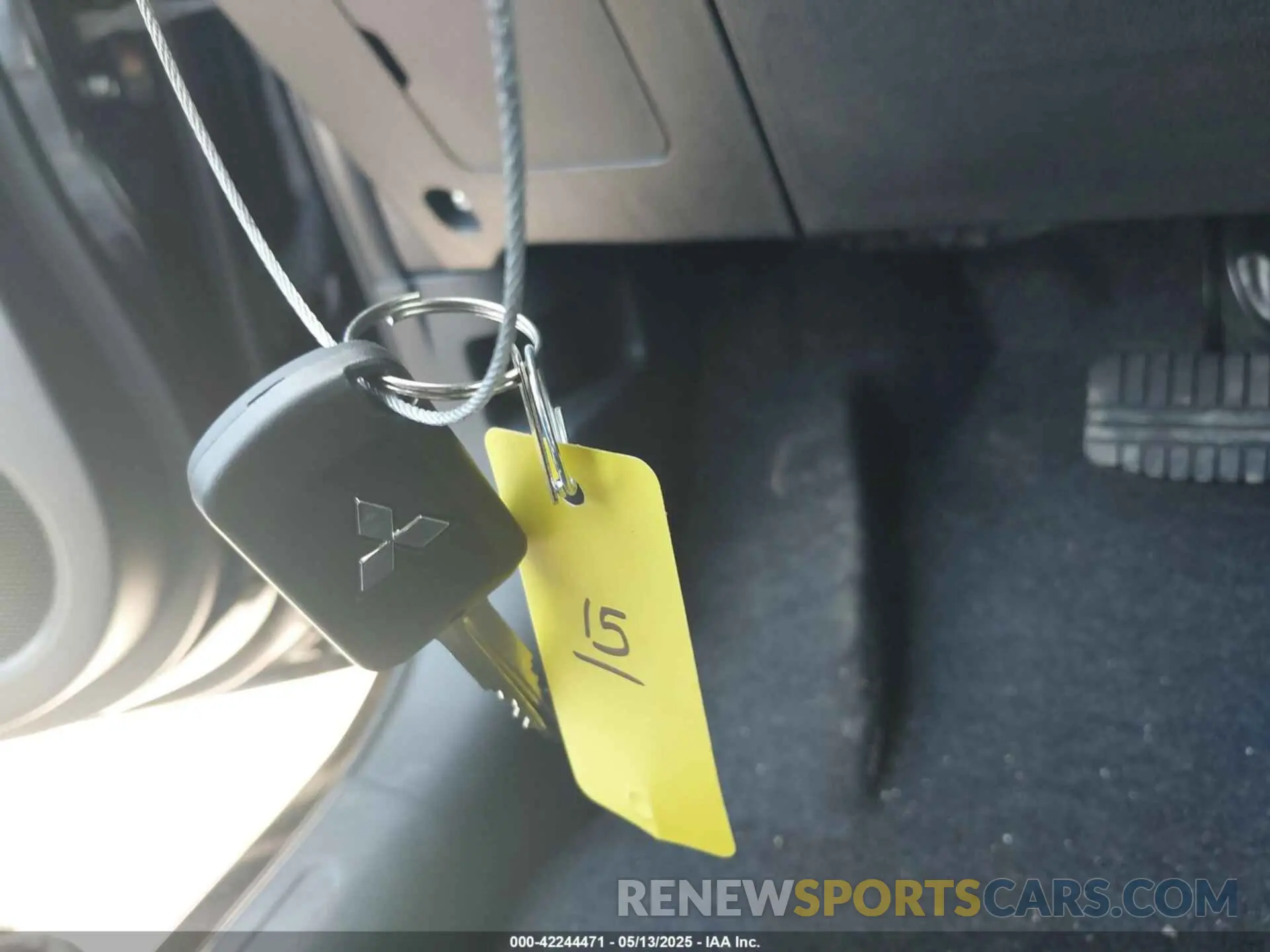 11 fotografías del automóvil dañado ML32AUHJ7RH003831 MITSUBISHI MIRAGE 2024