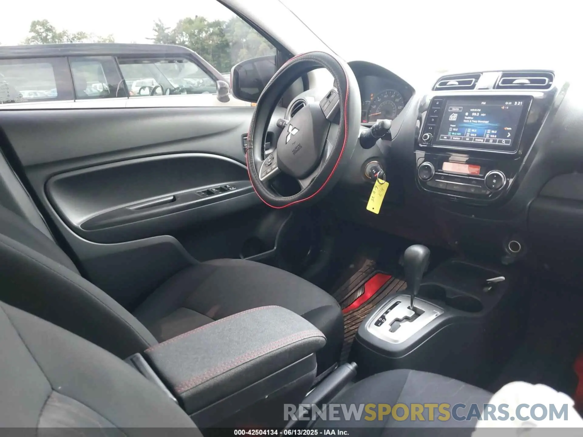 5 fotografías del automóvil dañado ML32AUHJ7RH005305 MITSUBISHI MIRAGE 2024