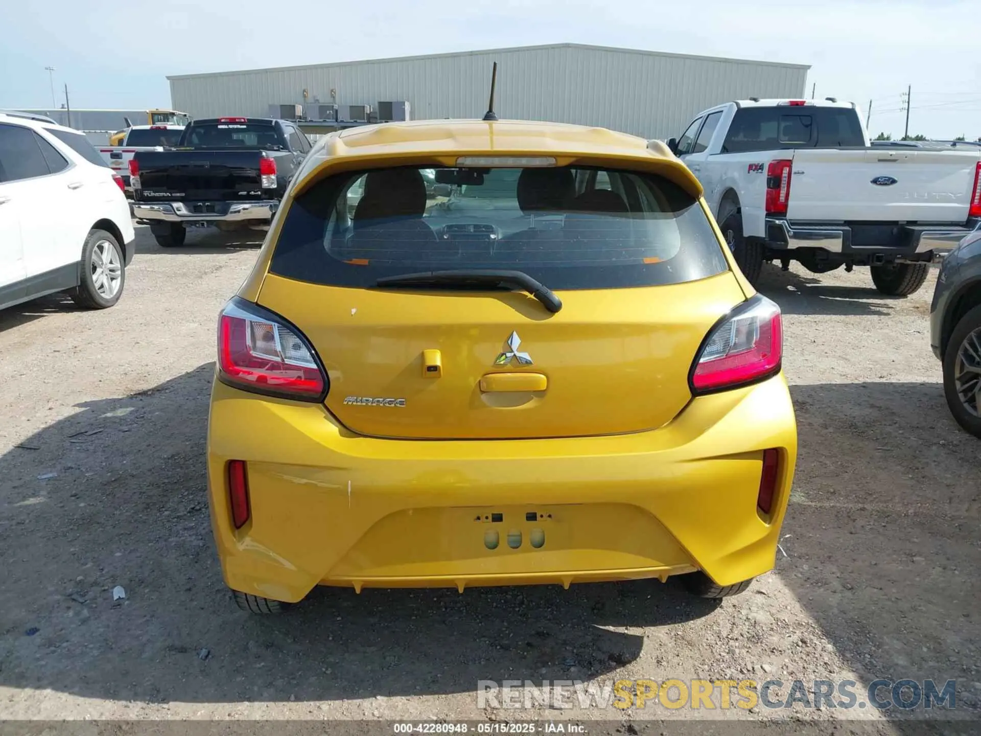 16 fotografías del automóvil dañado ML32AUHJ7RH006423 MITSUBISHI MIRAGE 2024