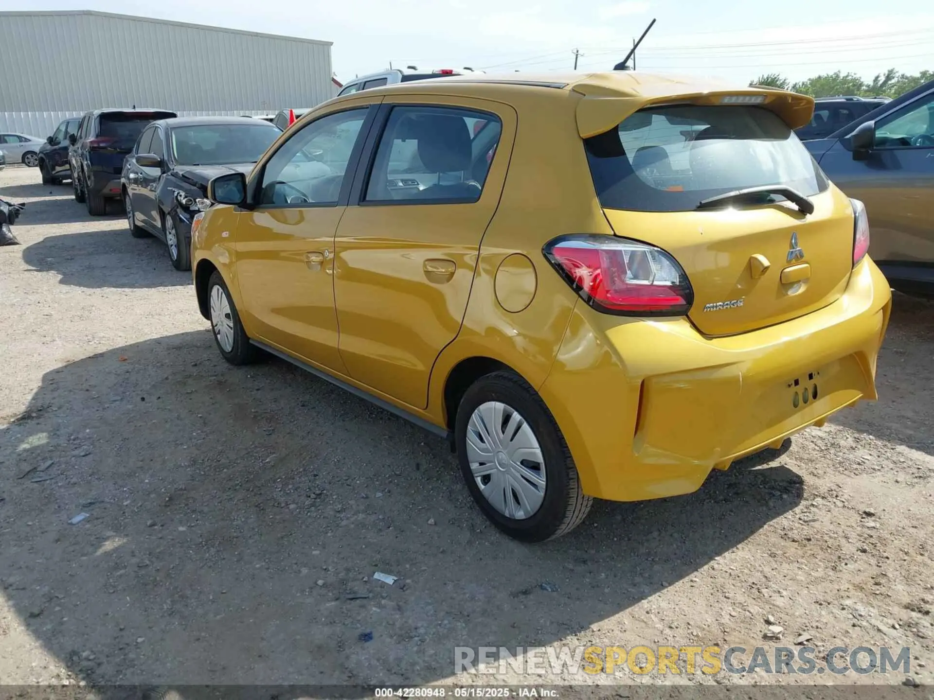 3 fotografías del automóvil dañado ML32AUHJ7RH006423 MITSUBISHI MIRAGE 2024