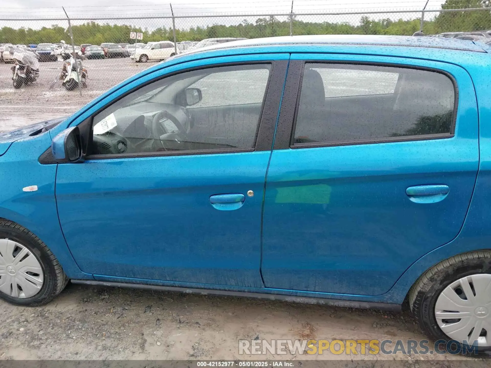 14 fotografías del automóvil dañado ML32AUHJ7RH012979 MITSUBISHI MIRAGE 2024