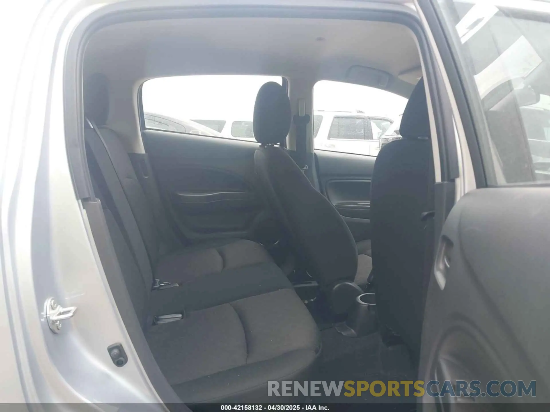 8 fotografías del automóvil dañado ML32AUHJ7RH017082 MITSUBISHI MIRAGE 2024