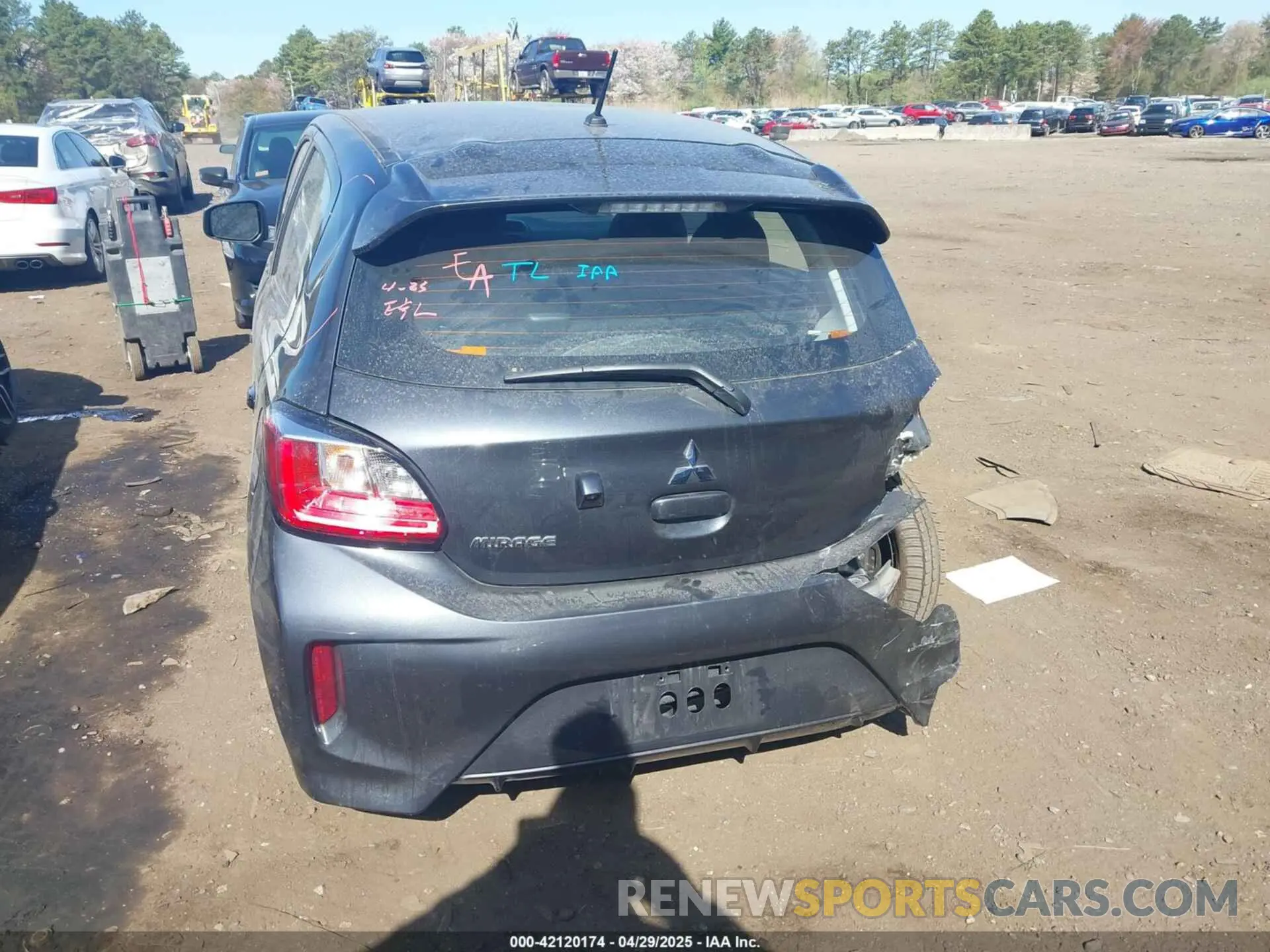 16 fotografías del automóvil dañado ML32AUHJ7RH024596 MITSUBISHI MIRAGE 2024