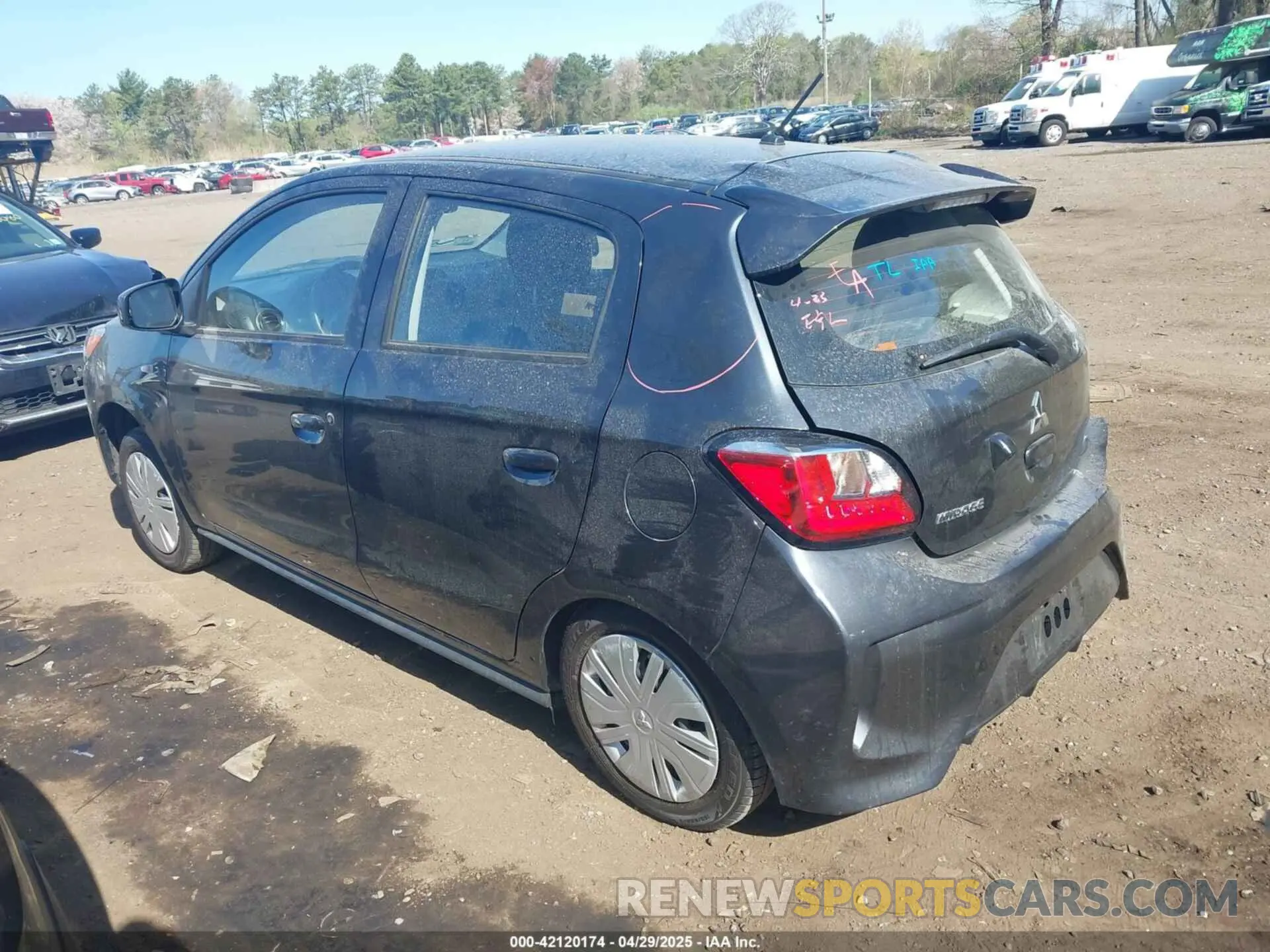 3 fotografías del automóvil dañado ML32AUHJ7RH024596 MITSUBISHI MIRAGE 2024