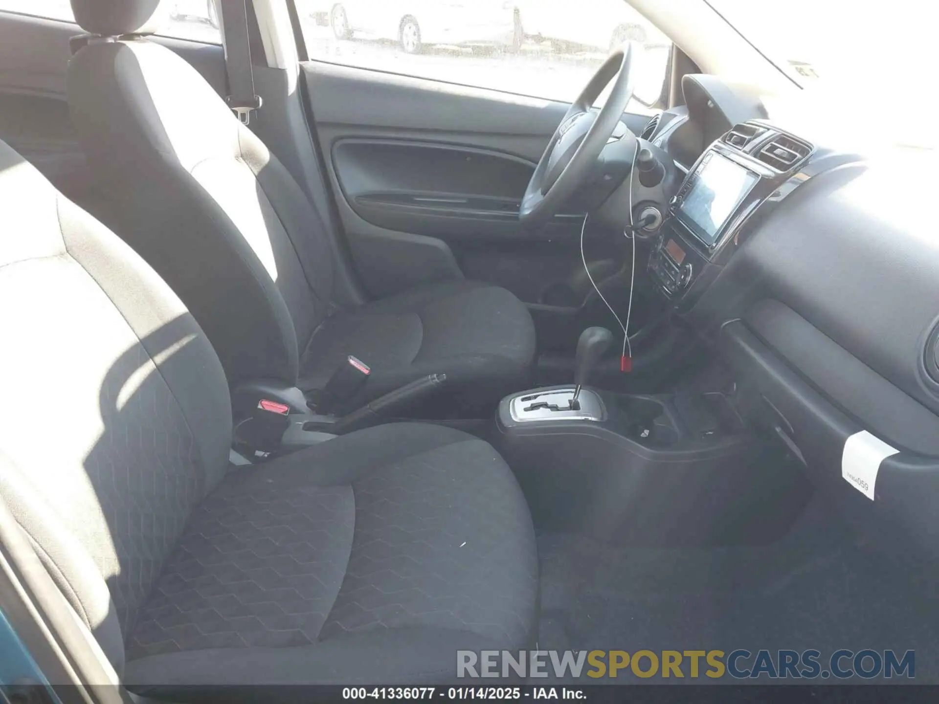 5 fotografías del automóvil dañado ML32AUHJ8RH008858 MITSUBISHI MIRAGE 2024