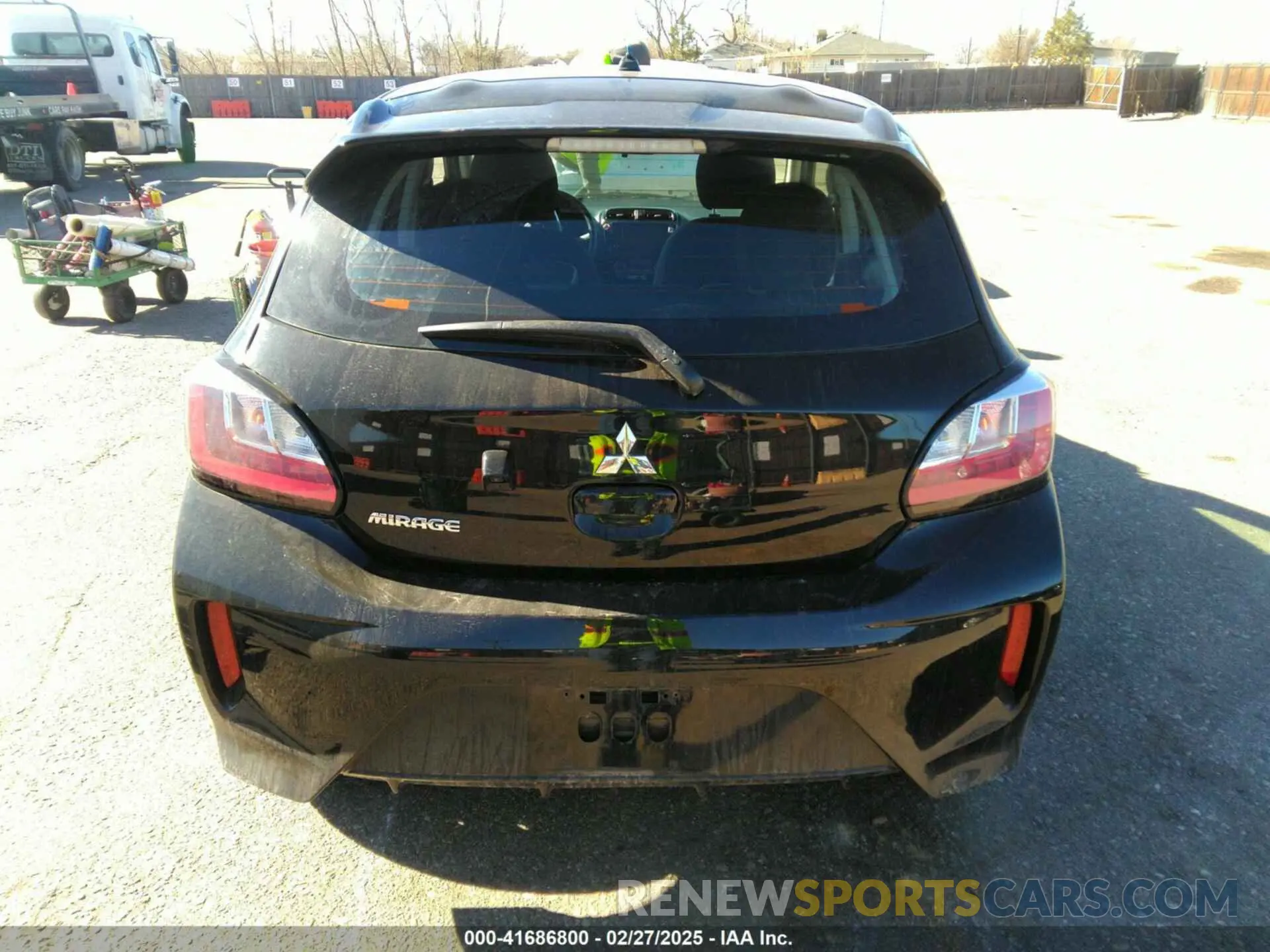 17 fotografías del automóvil dañado ML32AUHJ8RH013185 MITSUBISHI MIRAGE 2024