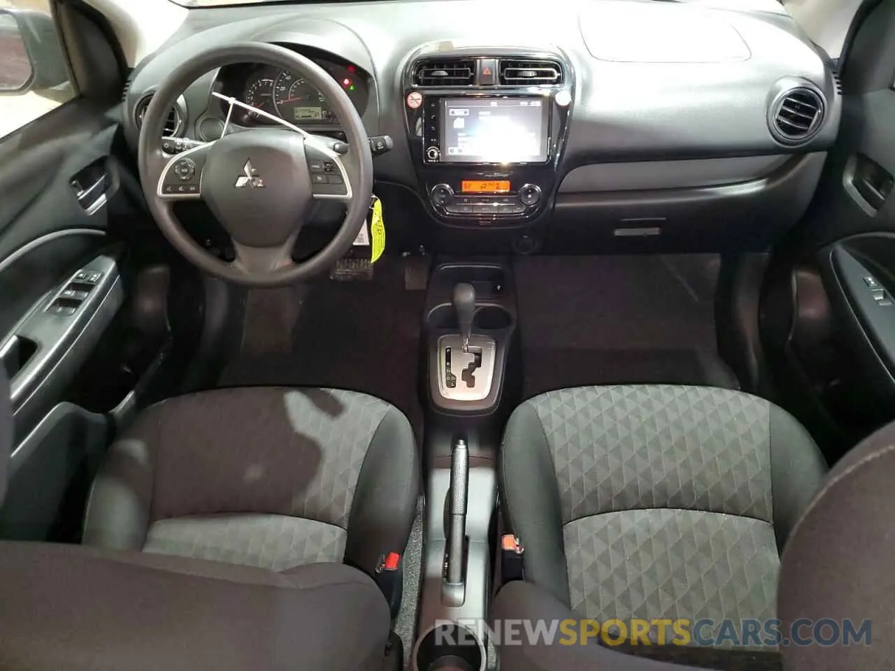 8 fotografías del automóvil dañado ML32AUHJ8RH018337 MITSUBISHI MIRAGE 2024