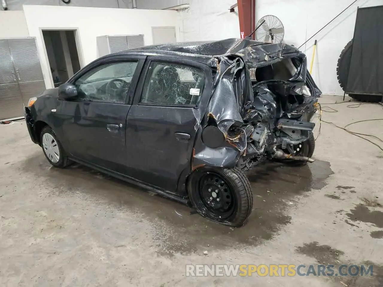2 fotografías del automóvil dañado ML32AUHJ8RH018807 MITSUBISHI MIRAGE 2024