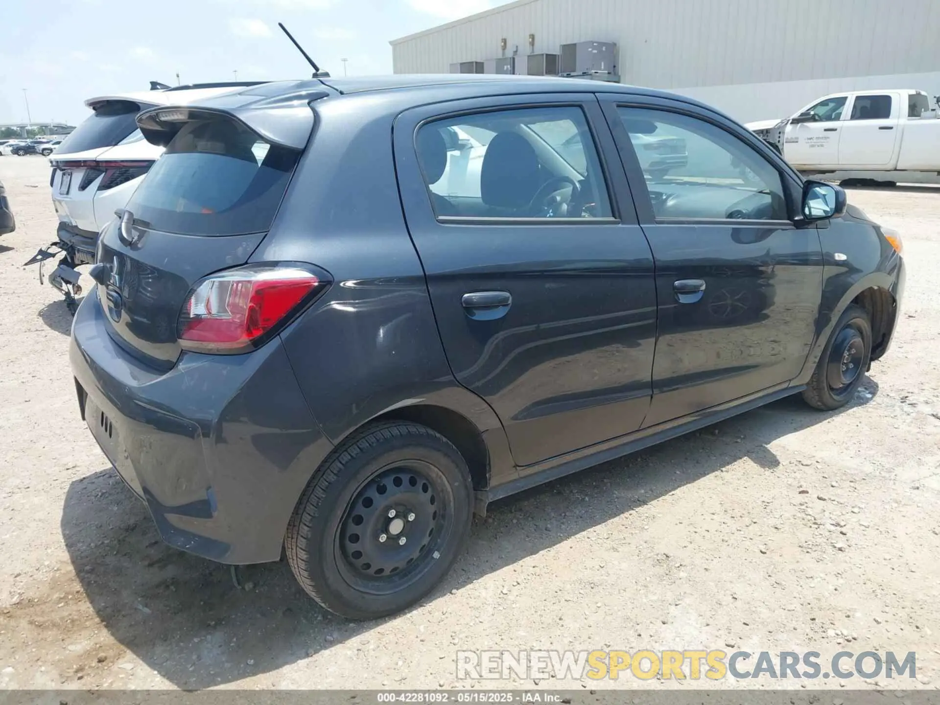 4 fotografías del automóvil dañado ML32AUHJ8RH022856 MITSUBISHI MIRAGE 2024