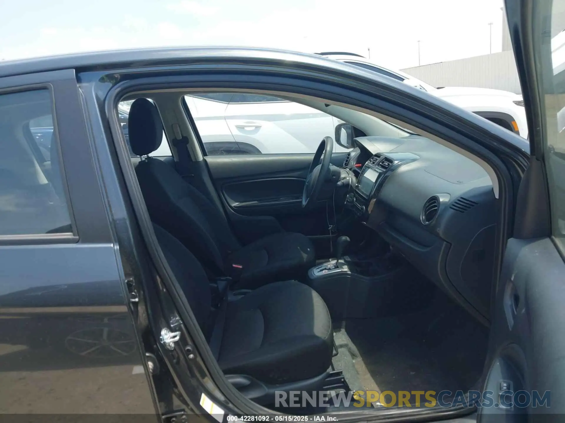 5 fotografías del automóvil dañado ML32AUHJ8RH022856 MITSUBISHI MIRAGE 2024