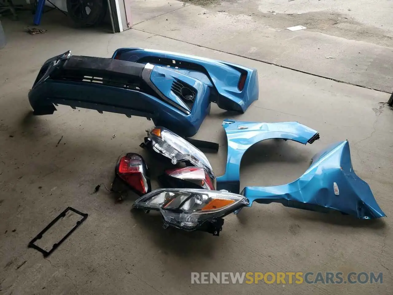 12 fotografías del automóvil dañado ML32AUHJ8RH033436 MITSUBISHI MIRAGE 2024