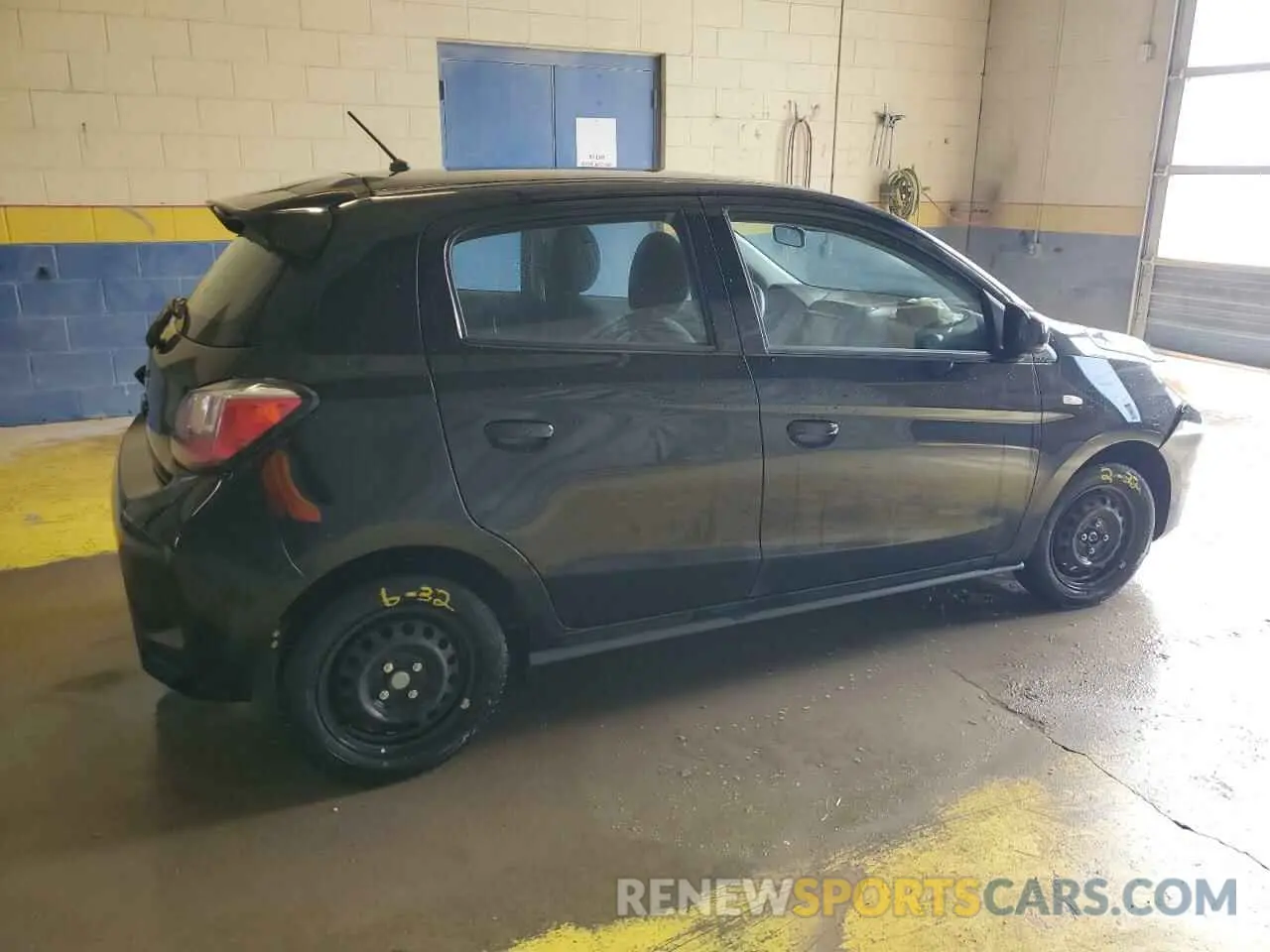 3 fotografías del automóvil dañado ML32AUHJ9RH006097 MITSUBISHI MIRAGE 2024