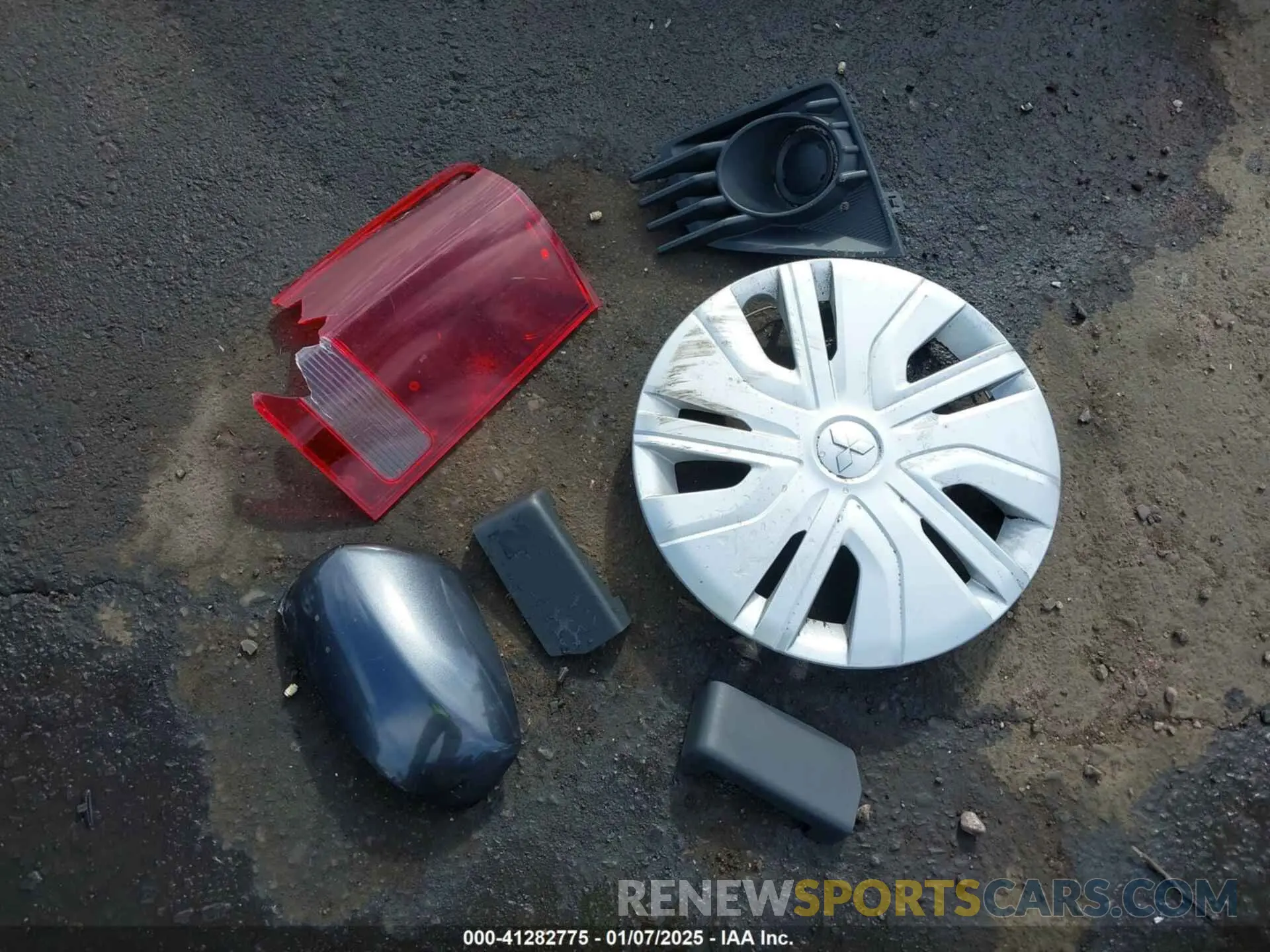 12 fotografías del automóvil dañado ML32AUHJ9RH006892 MITSUBISHI MIRAGE 2024