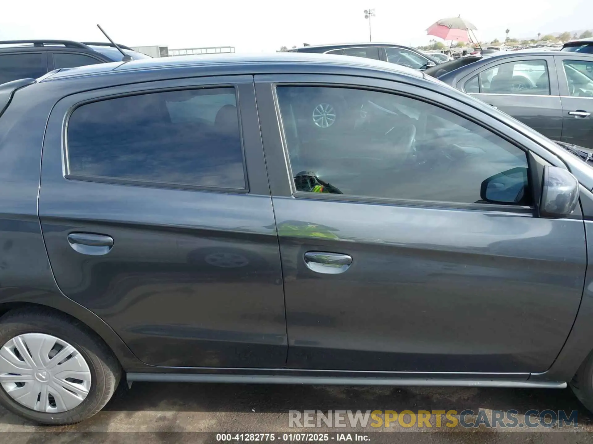 14 fotografías del automóvil dañado ML32AUHJ9RH006892 MITSUBISHI MIRAGE 2024