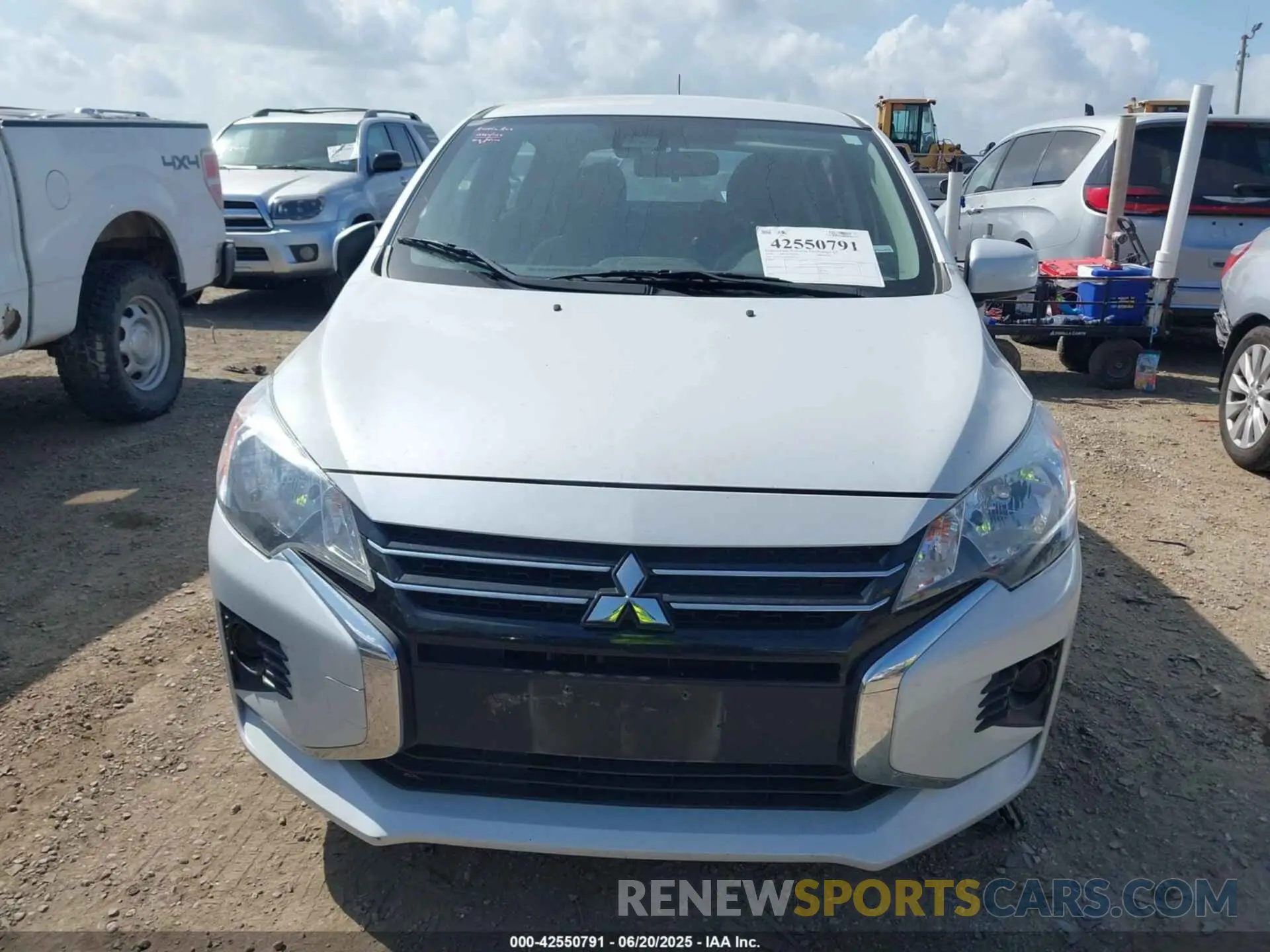 12 fotografías del automóvil dañado ML32AUHJ9RH009338 MITSUBISHI MIRAGE 2024
