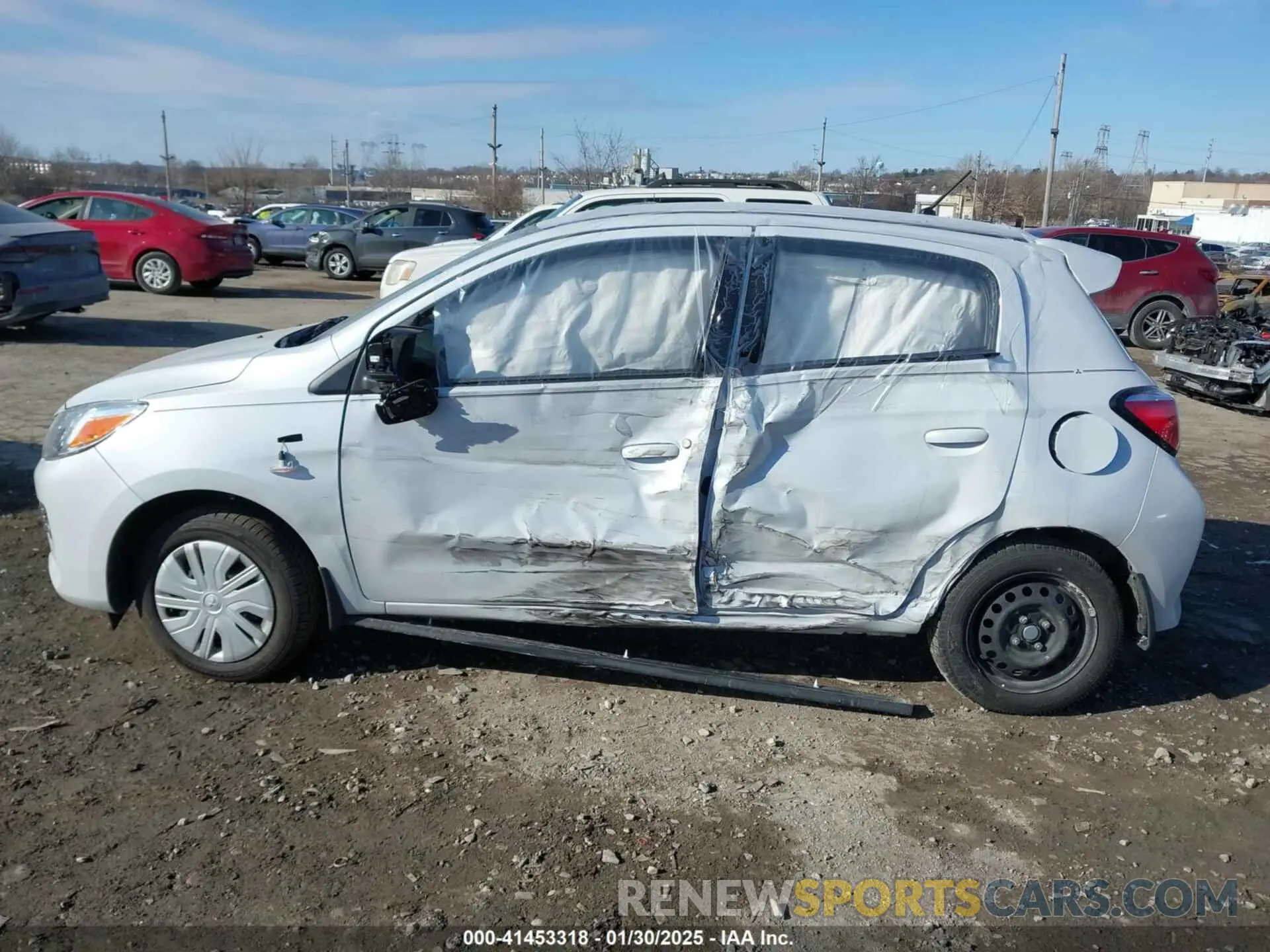 13 fotografías del automóvil dañado ML32AUHJ9RH015947 MITSUBISHI MIRAGE 2024