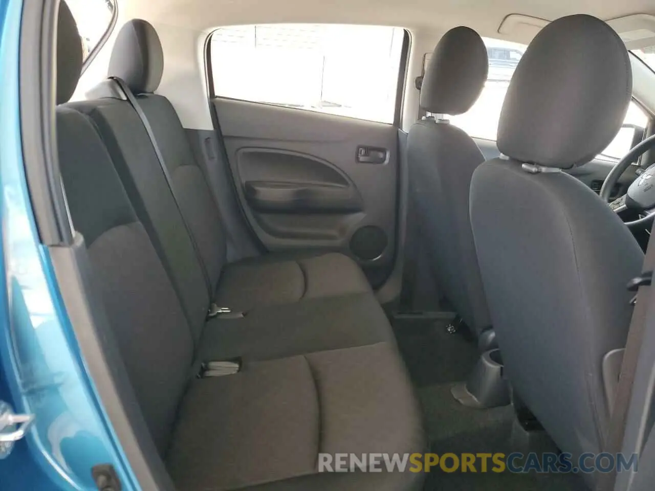 11 fotografías del automóvil dañado ML32AUHJ9RH019464 MITSUBISHI MIRAGE 2024