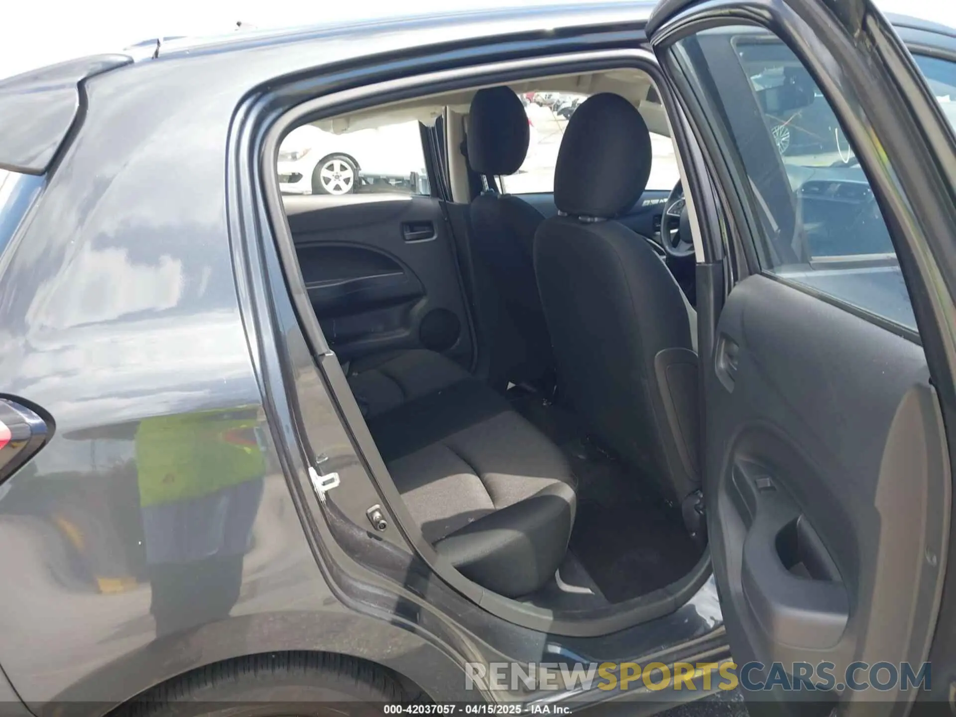 8 fotografías del automóvil dañado ML32AUHJXRH007422 MITSUBISHI MIRAGE 2024