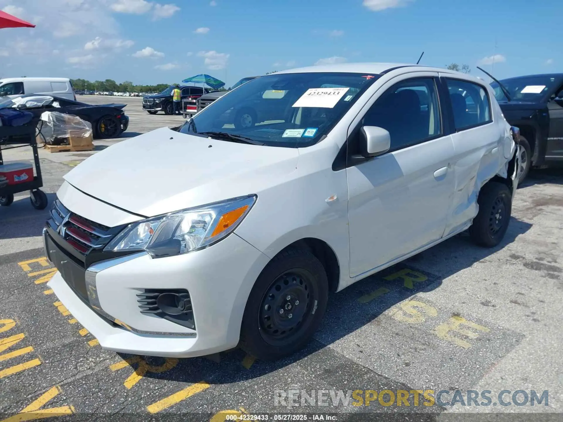 2 fotografías del automóvil dañado ML32AUHJXRH012264 MITSUBISHI MIRAGE 2024