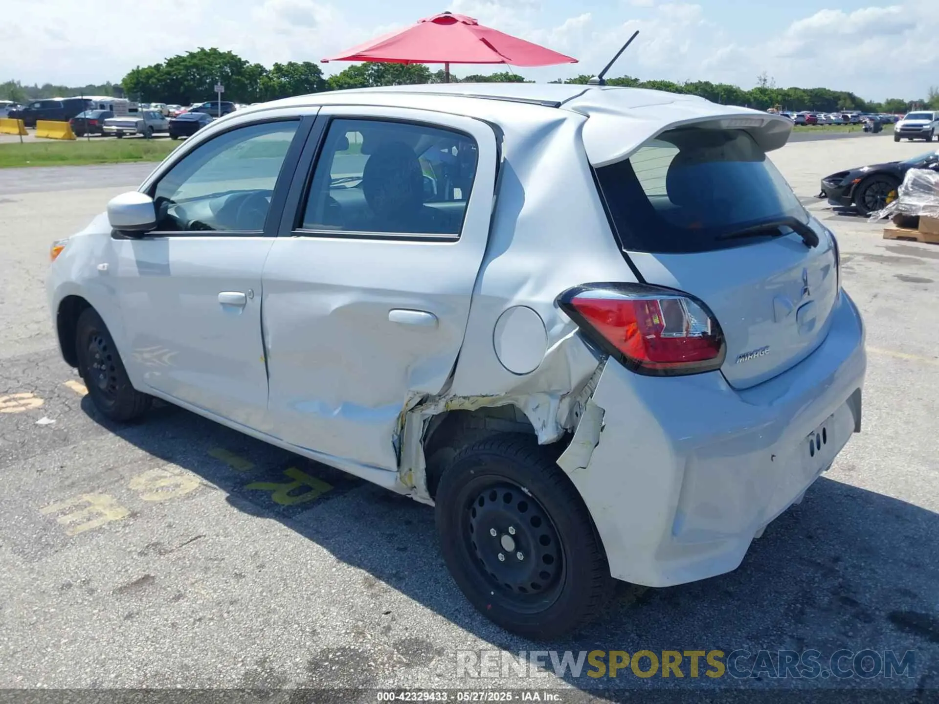 3 fotografías del automóvil dañado ML32AUHJXRH012264 MITSUBISHI MIRAGE 2024