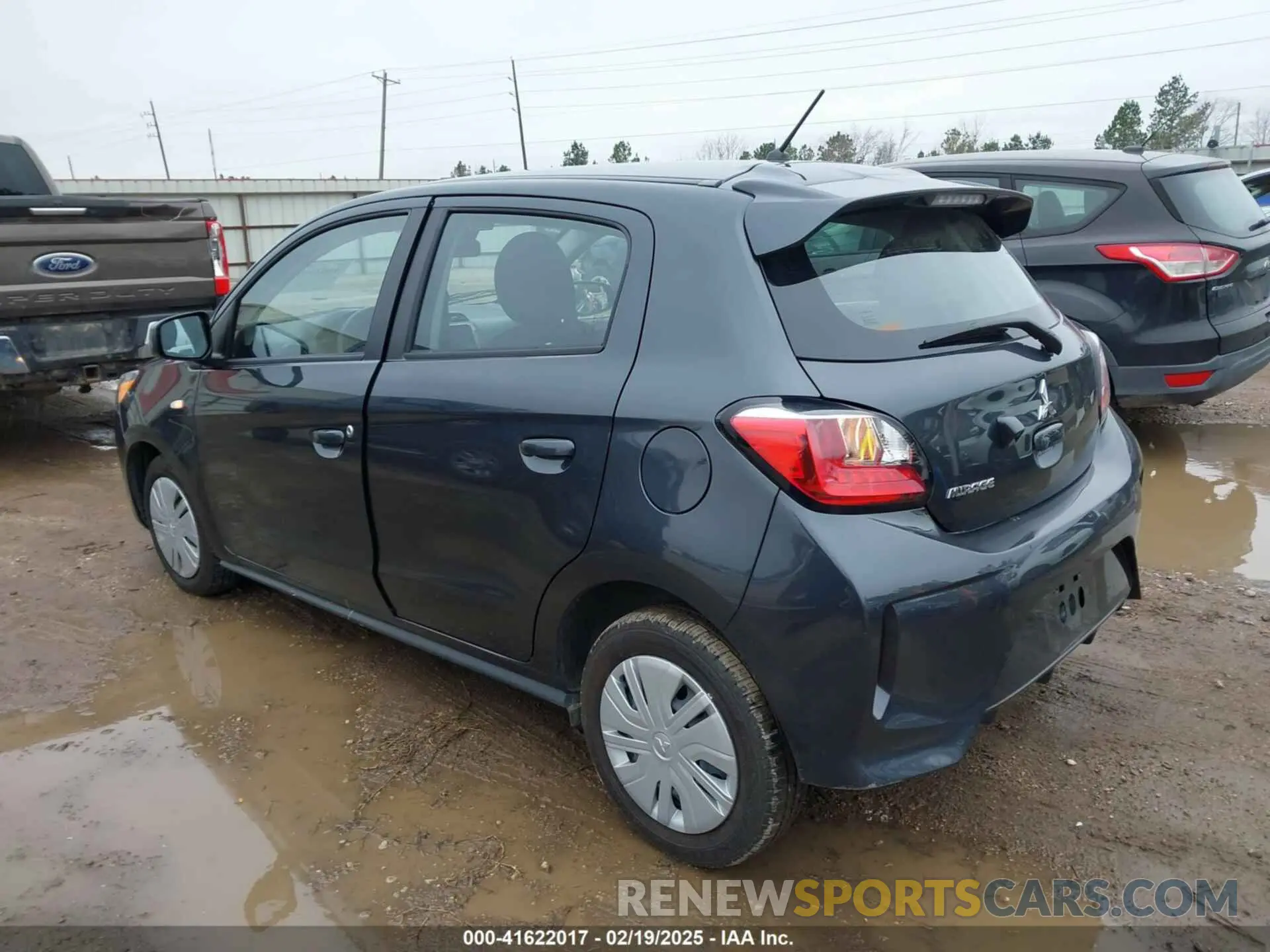 3 fotografías del automóvil dañado ML32AUHJXRH015925 MITSUBISHI MIRAGE 2024