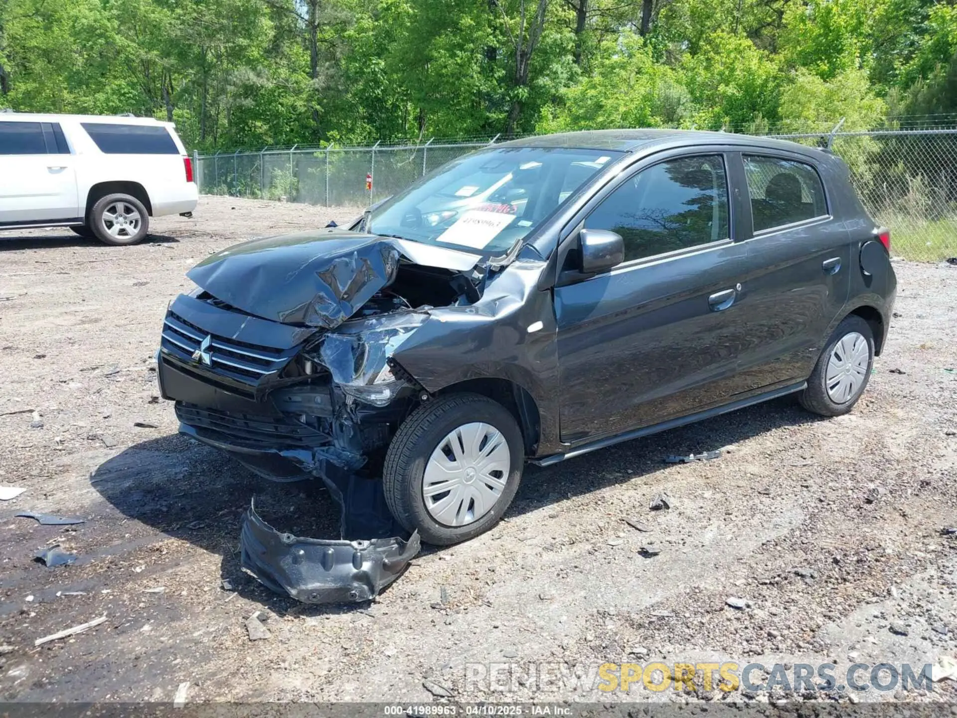 2 fotografías del automóvil dañado ML32AUHJXRH018744 MITSUBISHI MIRAGE 2024