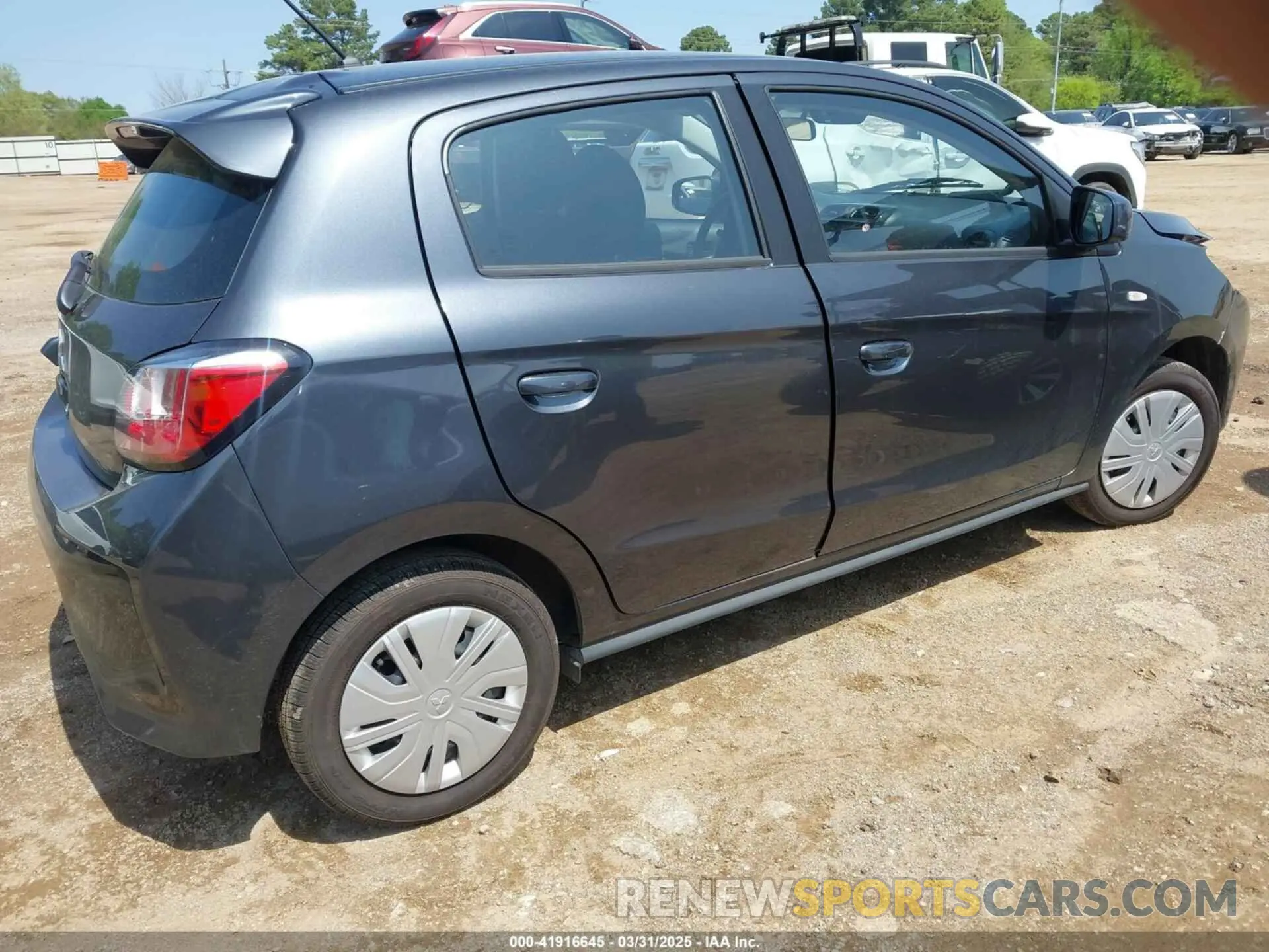 4 fotografías del automóvil dañado ML32AUHJXRH028870 MITSUBISHI MIRAGE 2024