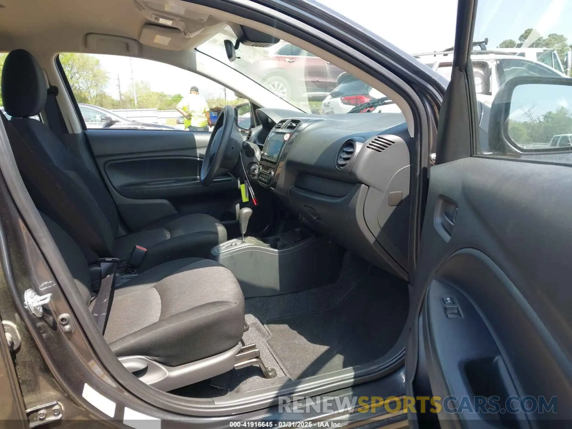 5 fotografías del automóvil dañado ML32AUHJXRH028870 MITSUBISHI MIRAGE 2024